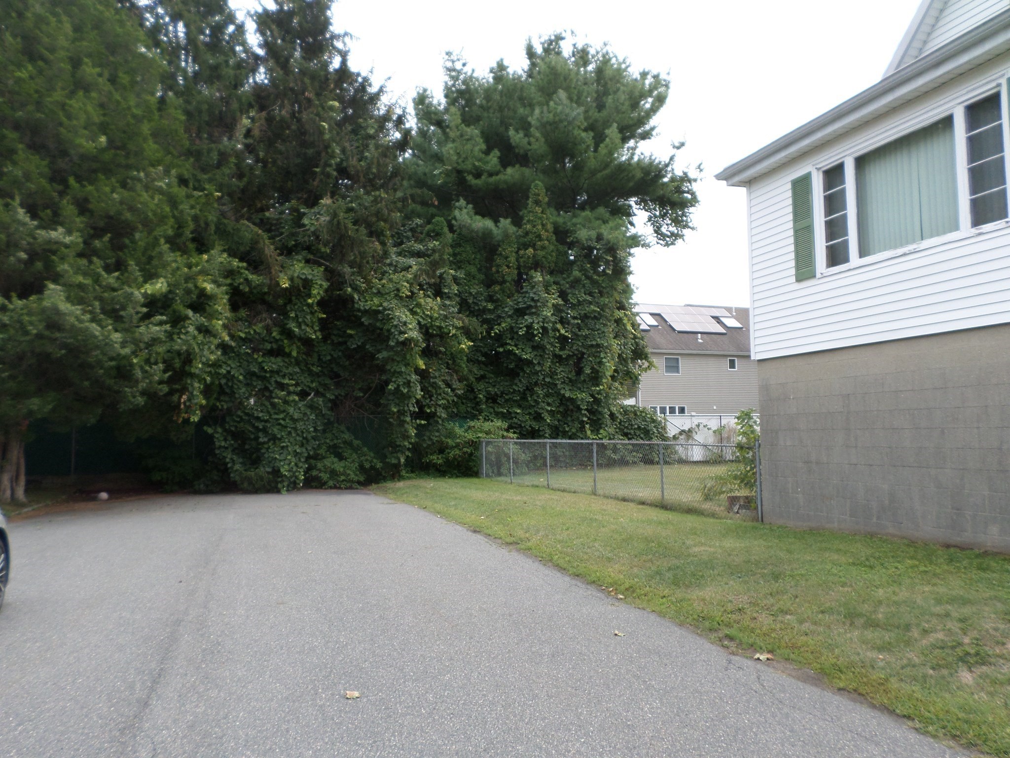 9 Douglas Rd, Saugus, MA 01906 - Image 4