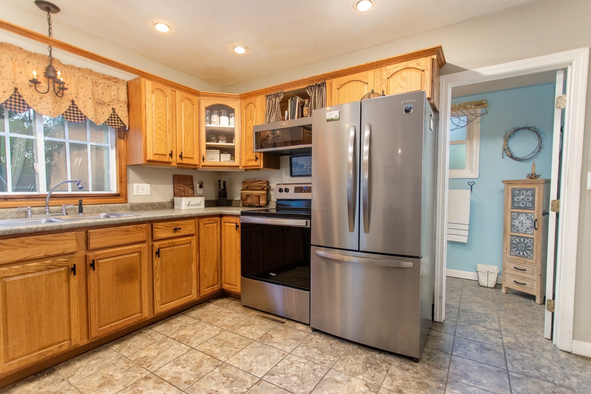 245 Laurel St, East Bridgewater, MA 02333 - Image 11