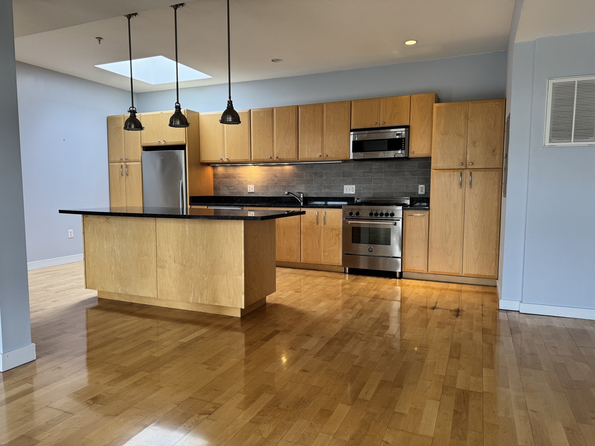 950 Dorchester Ave Unit 304, Dorchester, Boston, MA 02125 - Image 11