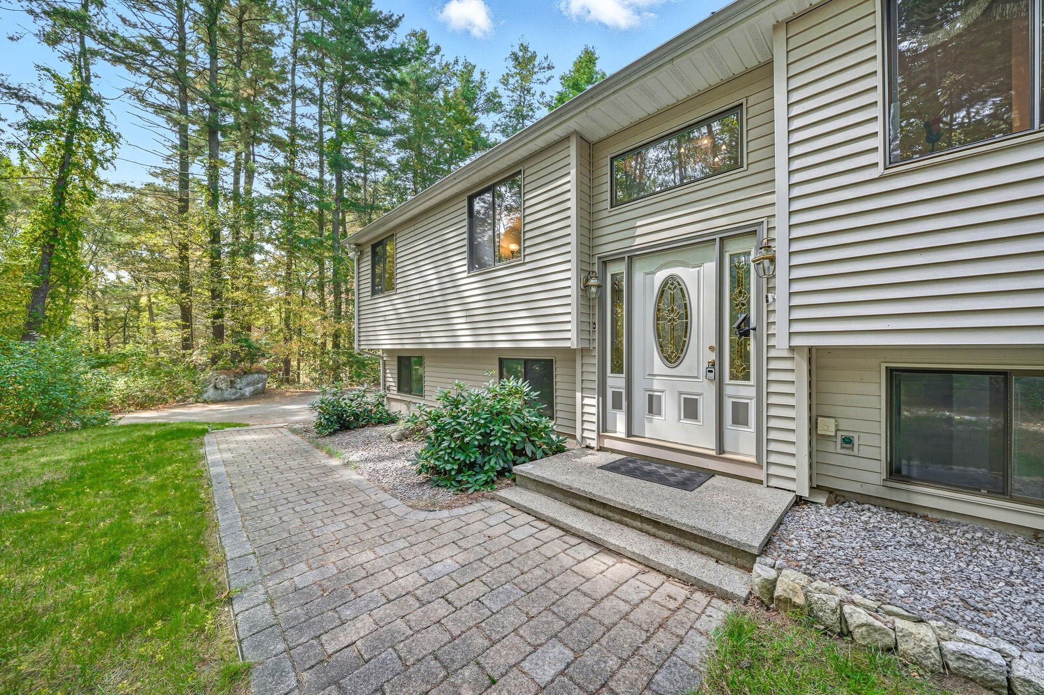 38 W Elm St, Hopkinton, MA 01748 - Image 2