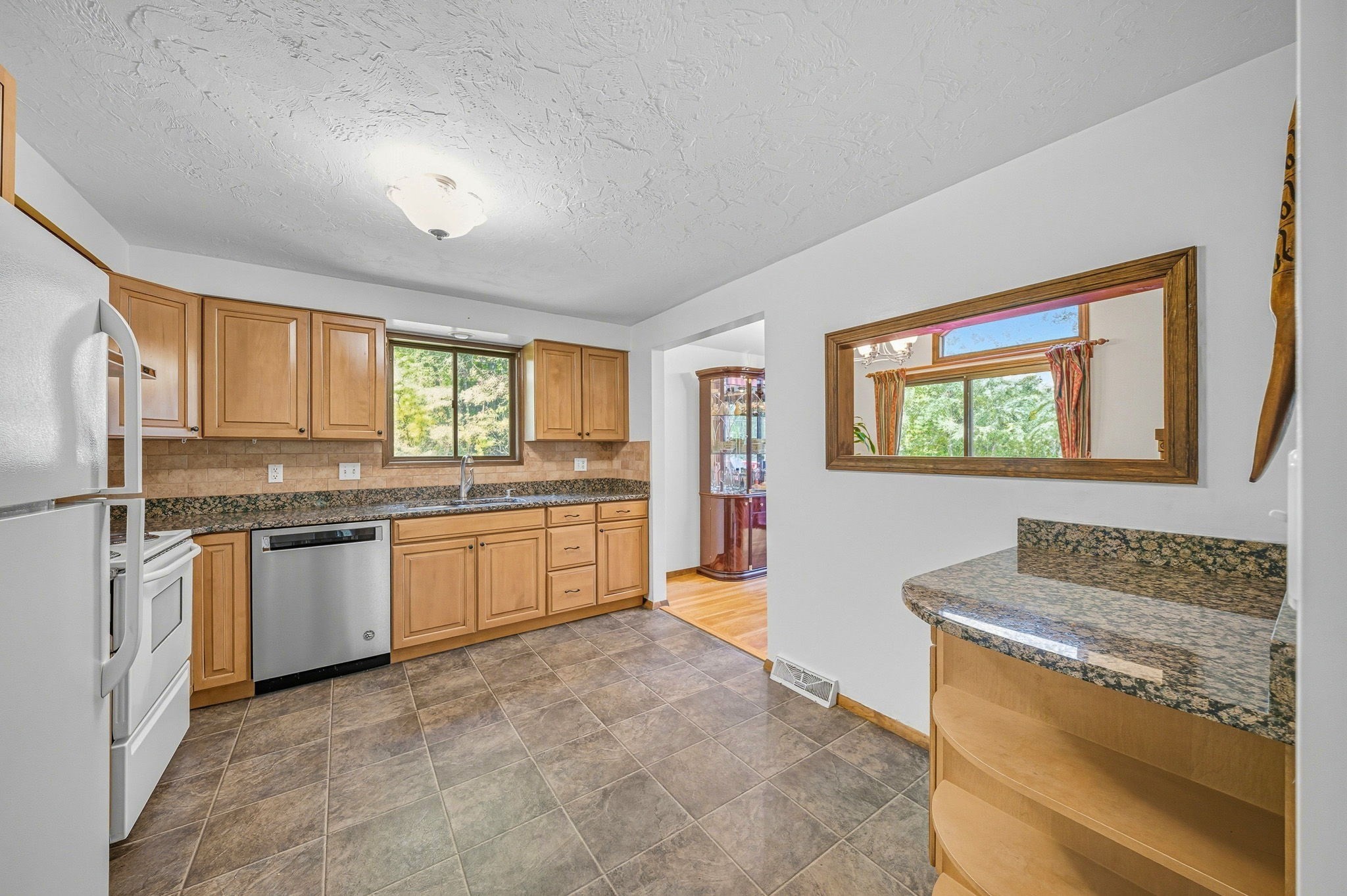 38 W Elm St, Hopkinton, MA 01748 - Image 13