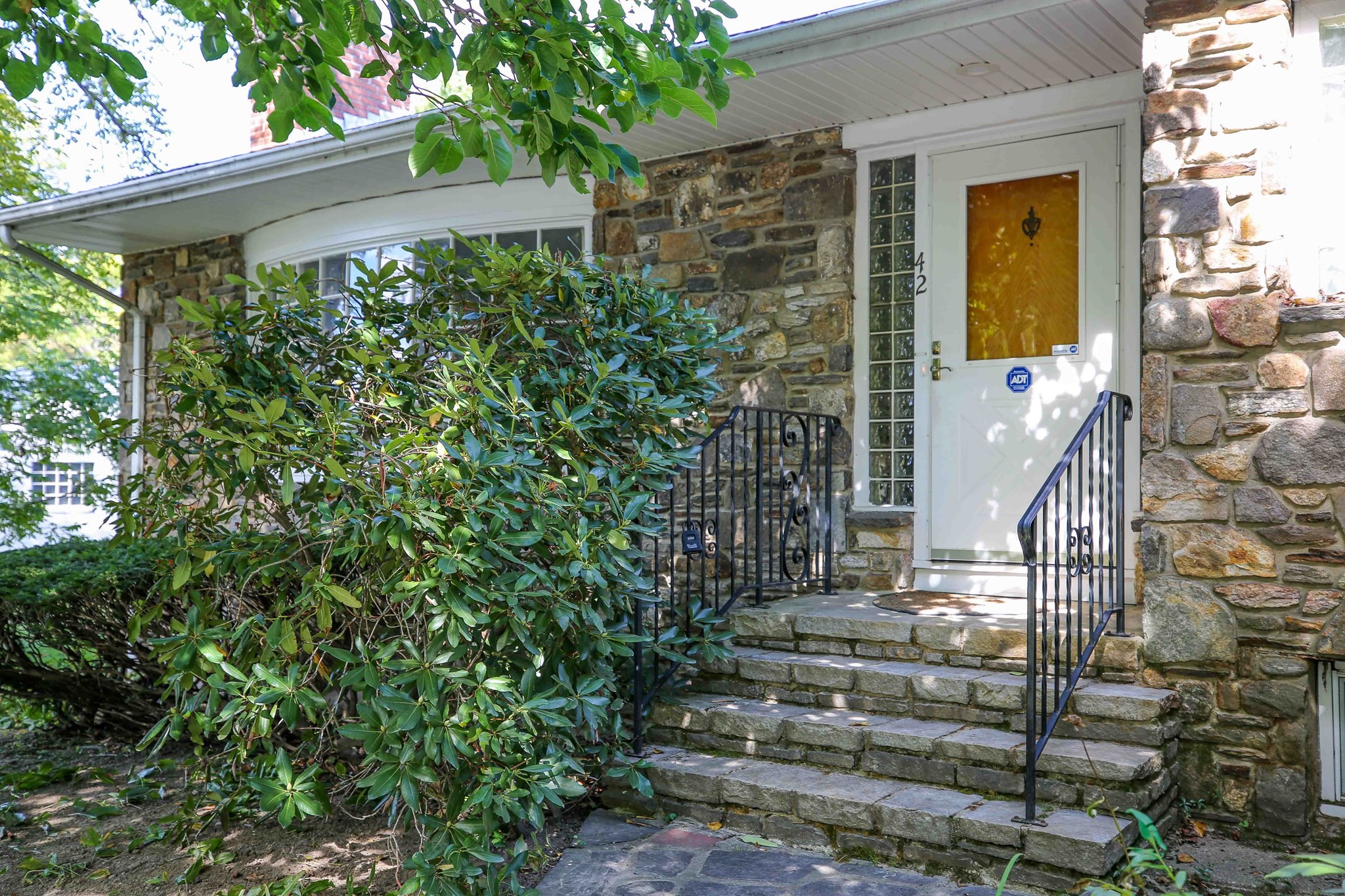 42 Ellis Dr, Worcester, MA 01609 - Image 2