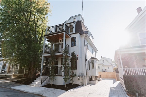 5 Thurston Street, Apt 1