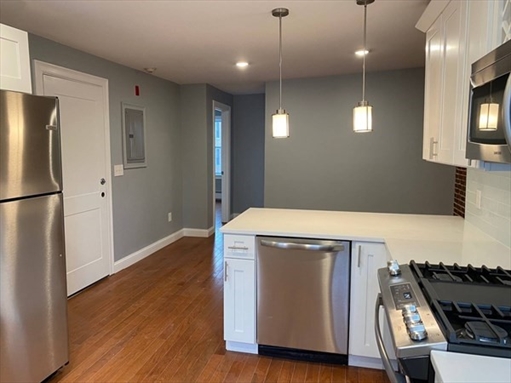 33 Chelsea Street, Apt 3