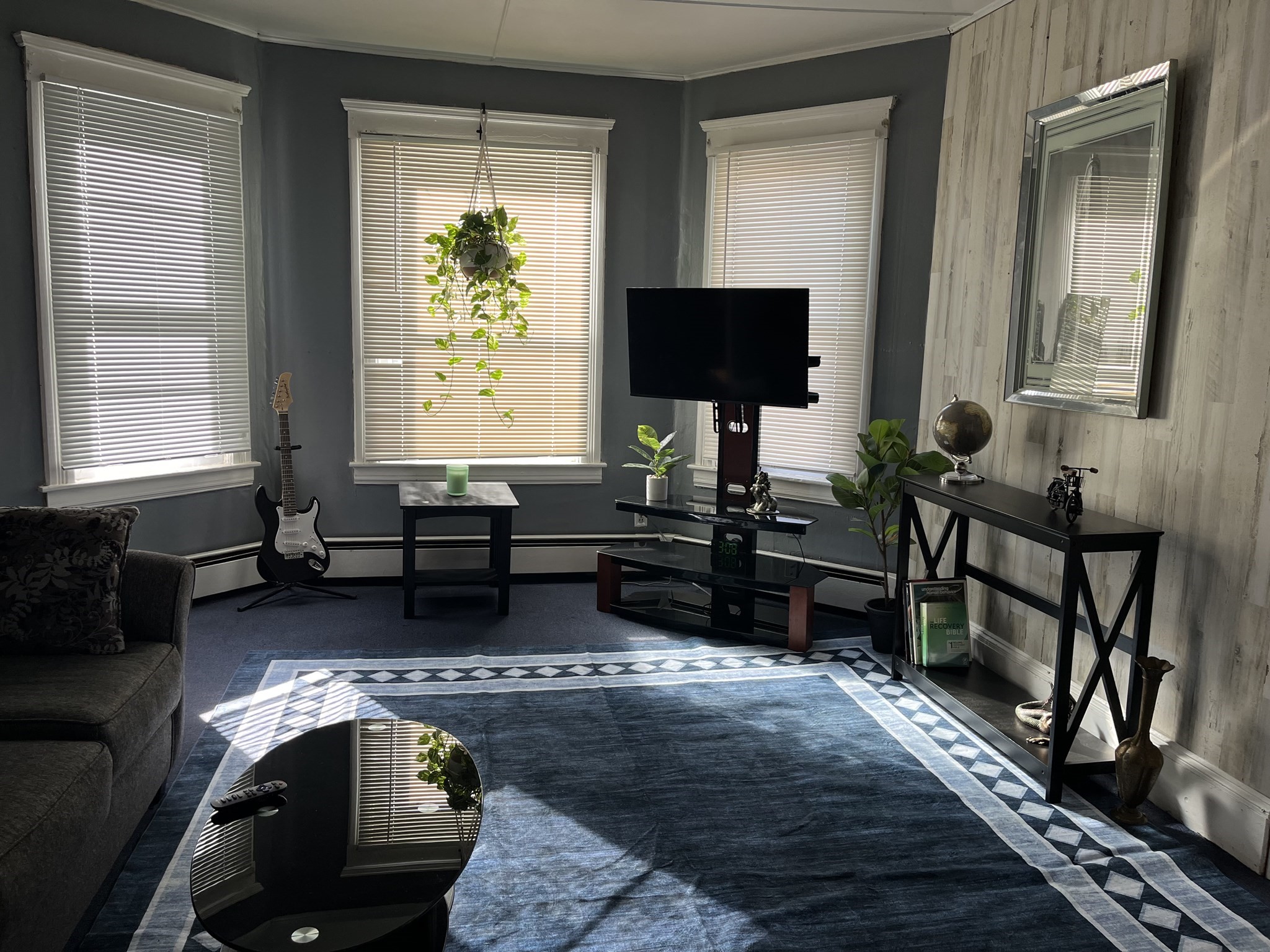 83 Madison St, Chicopee, MA 01020 - Image 2