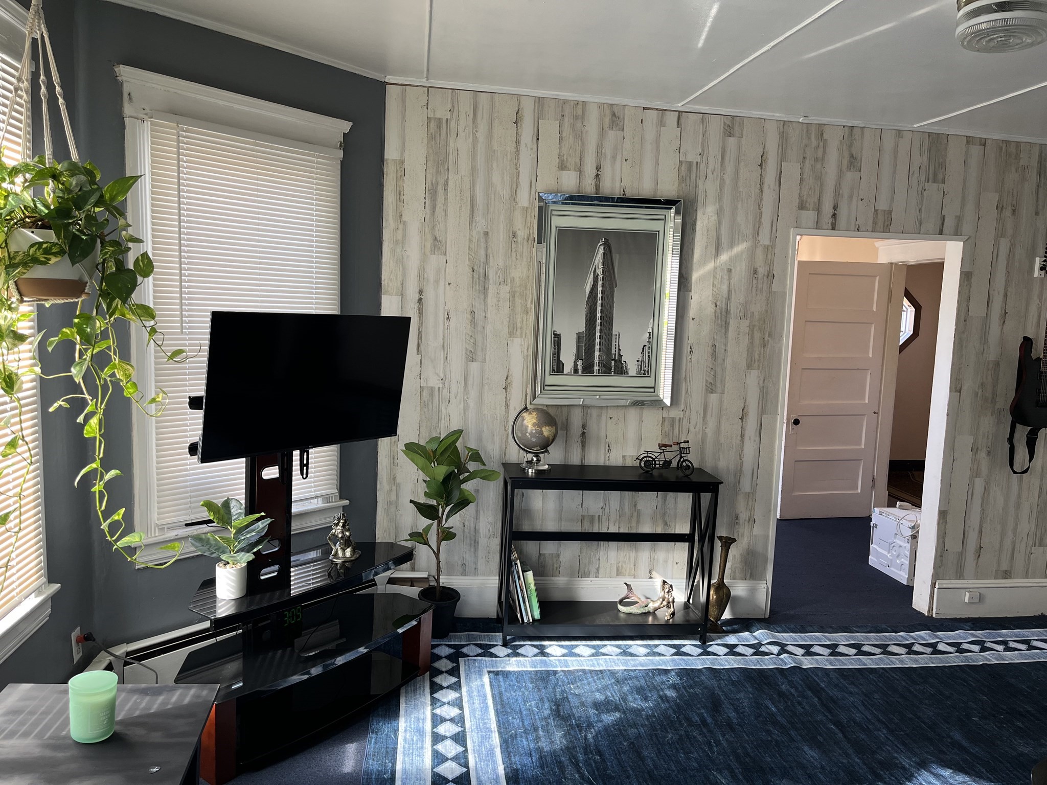 83 Madison St, Chicopee, MA 01020 - Image 3