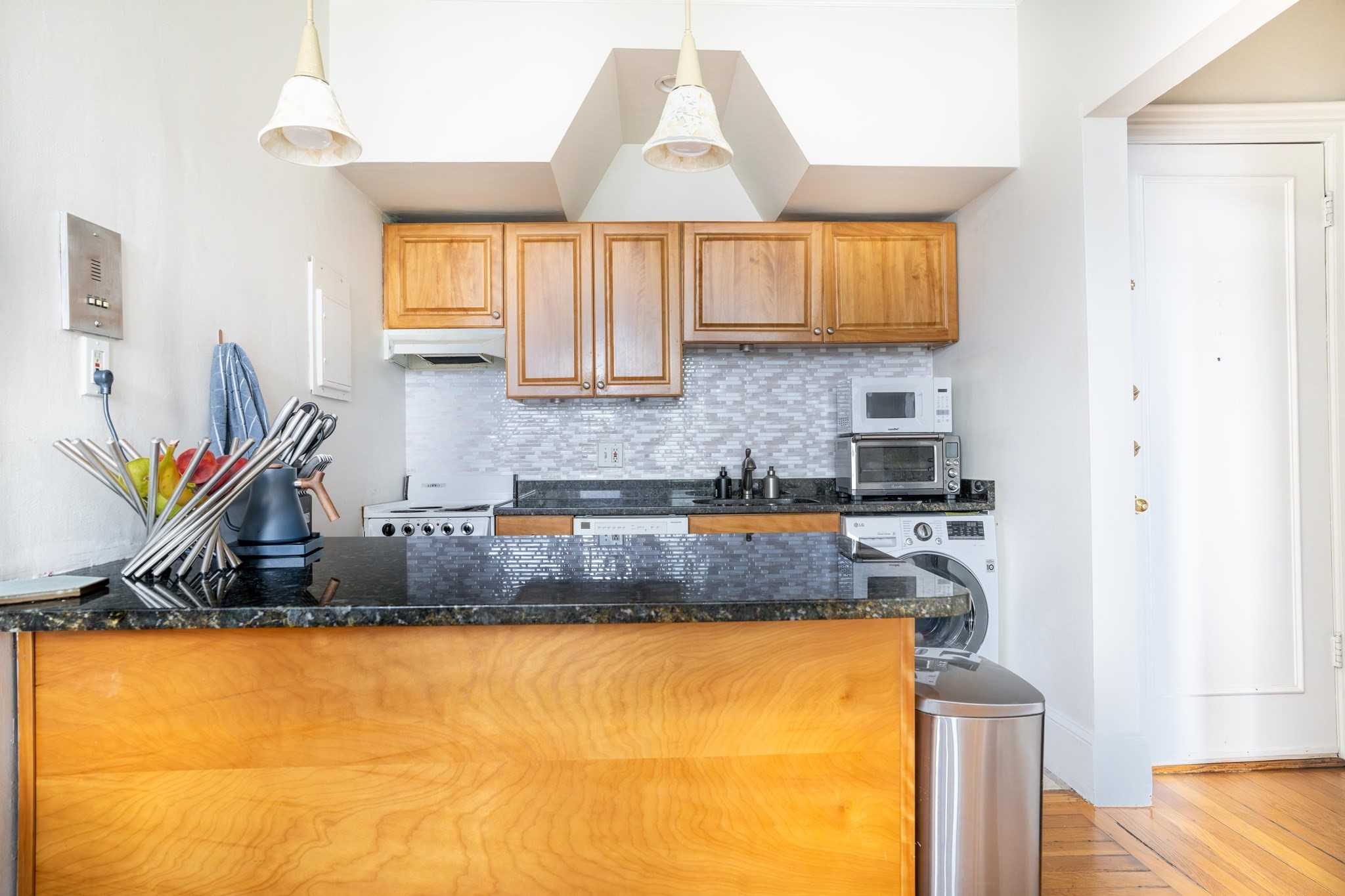 7 Hereford Unit 8, Back Bay, Boston, MA 02115 - Image 7