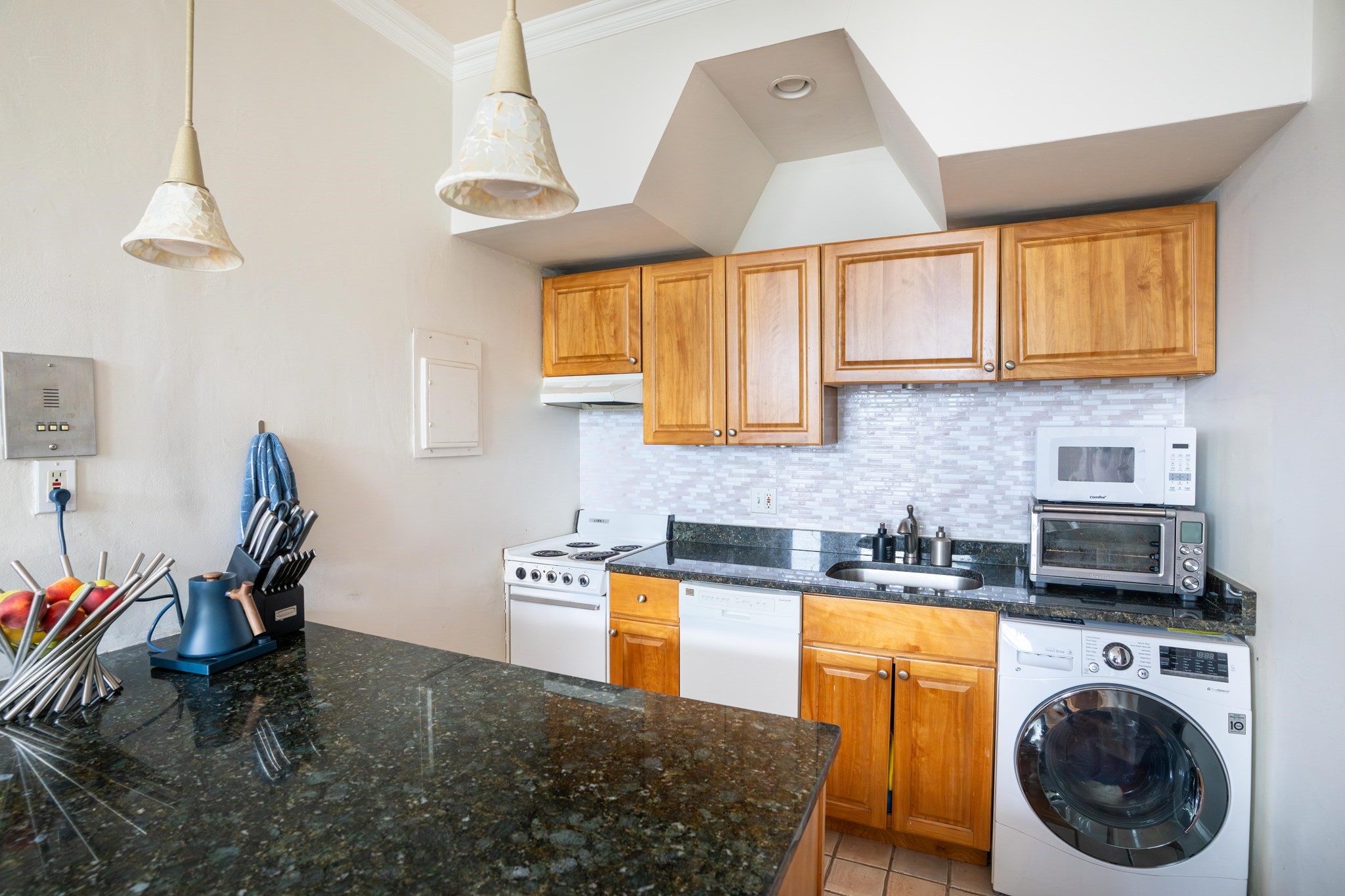 7 Hereford Unit 8, Back Bay, Boston, MA 02115 - Image 8