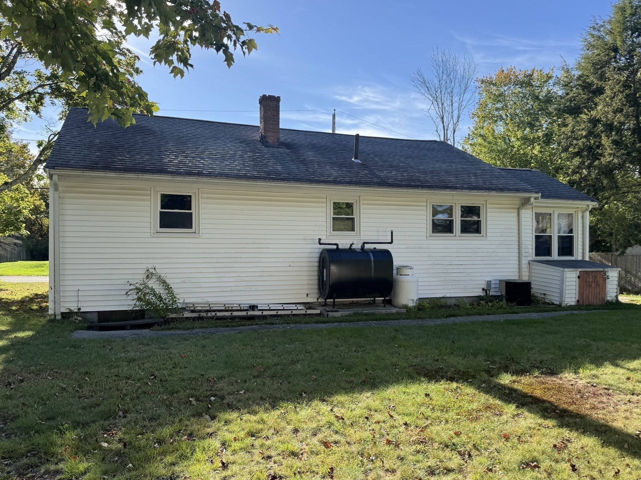 16 Davis St, Abington, MA 02351 - Image 2
