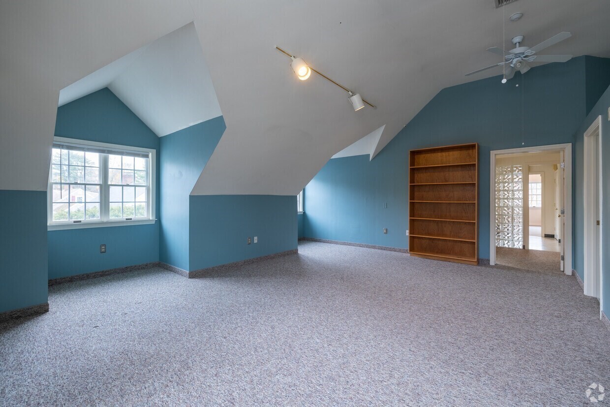 109 Colon St, Beverly, MA 01915 - Image 14