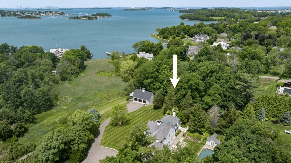 10 Martins Lane, Hingham, MA 02043