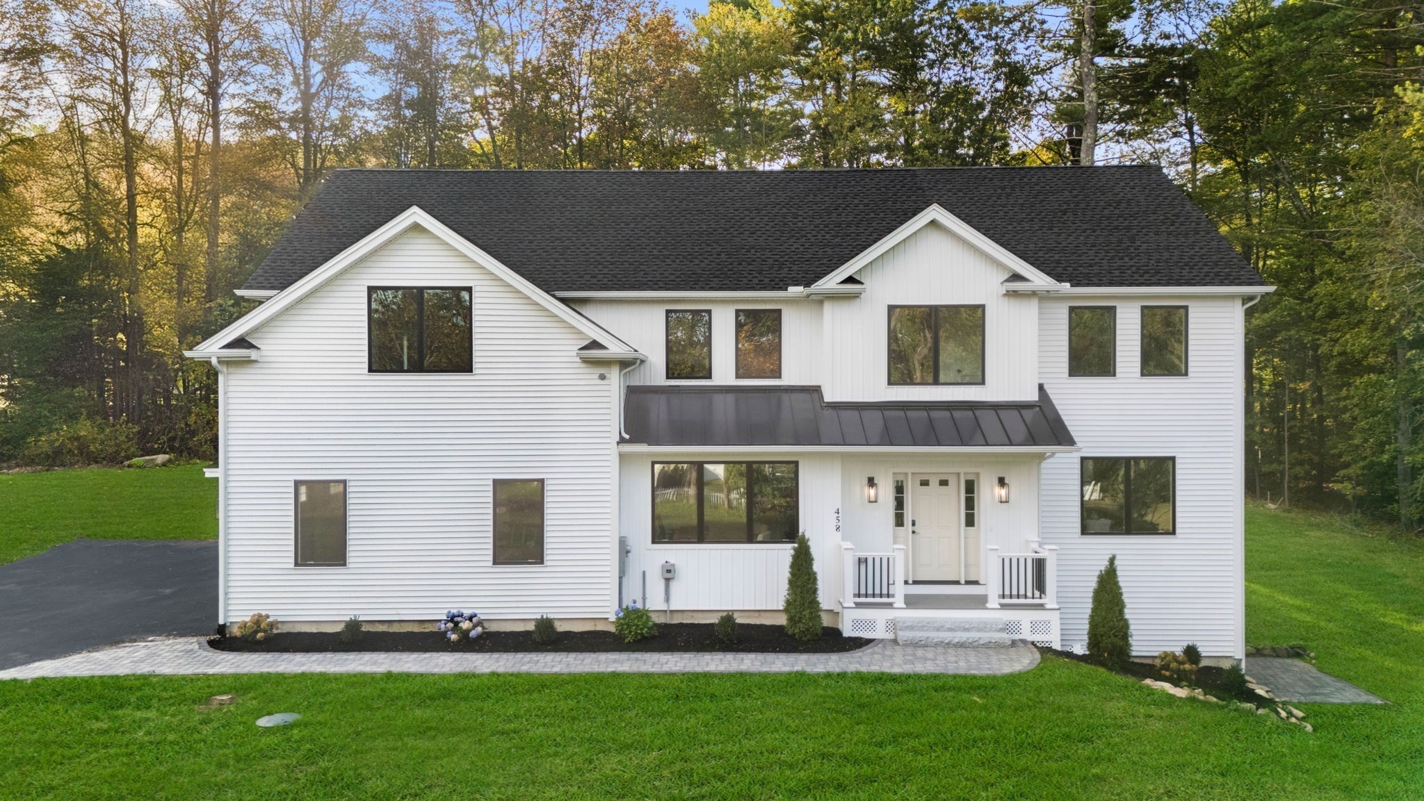 458 Lake St, Haverhill, MA 01832