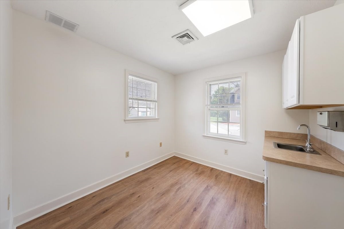693 E Central St, Franklin, MA 02038 - Image 22