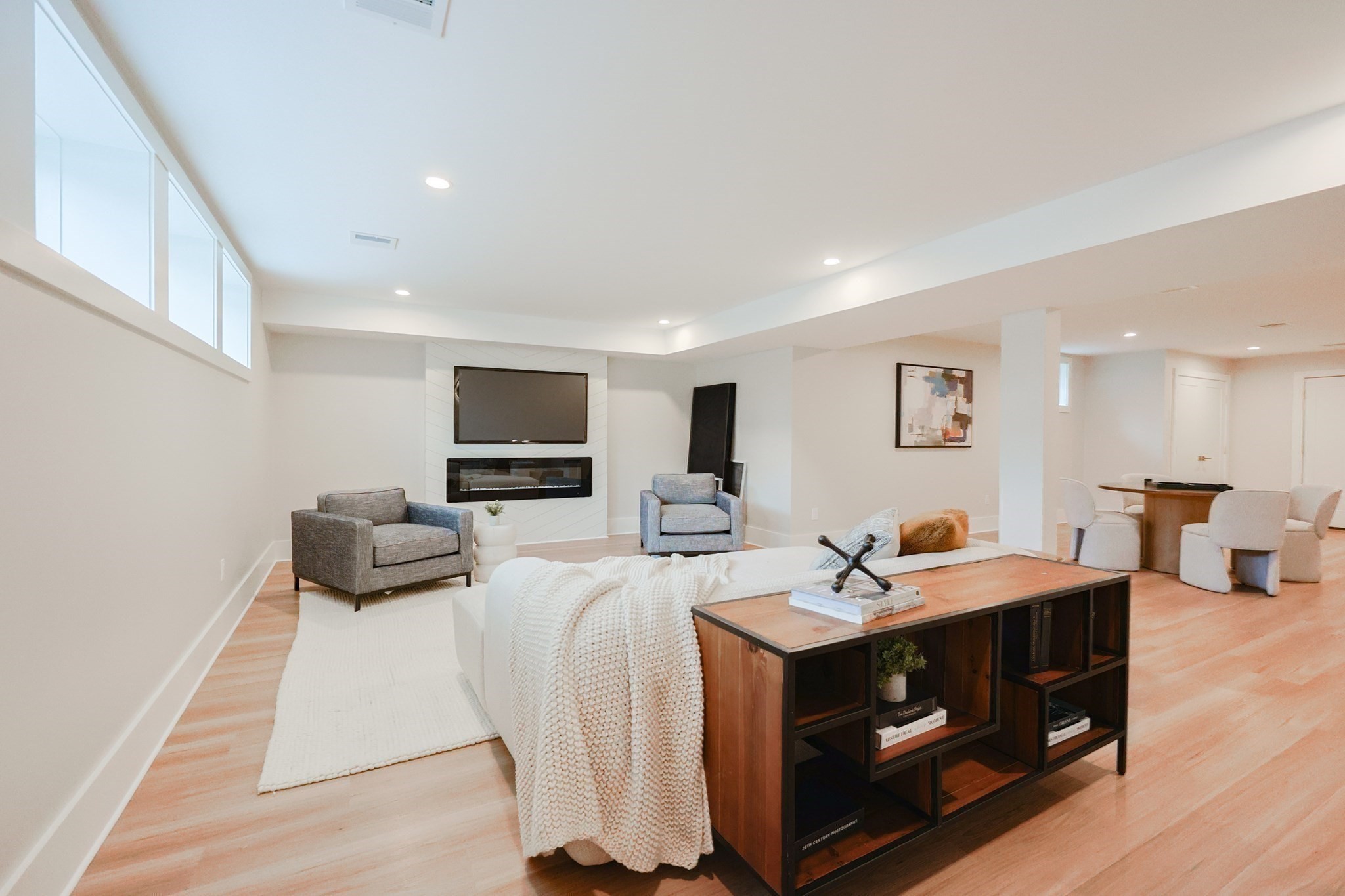 23 Pilgrim Rd, Wellesley, MA 02481 - Image 25