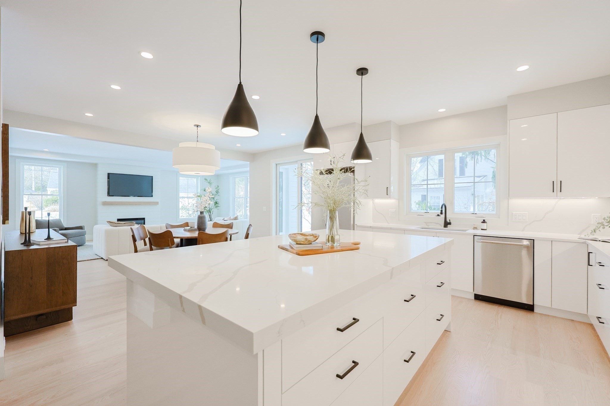 23 Pilgrim Rd, Wellesley, MA 02481 - Image 10