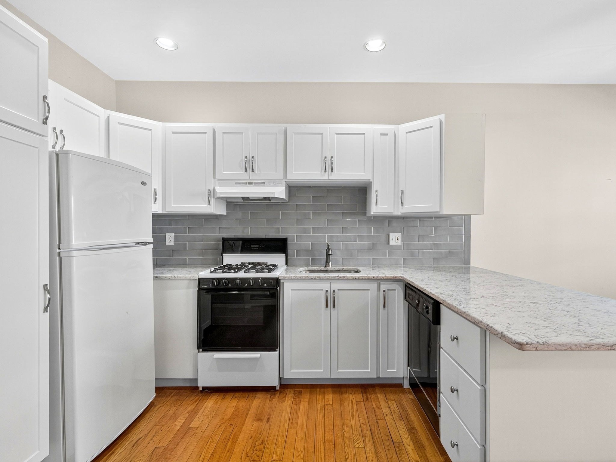 907 E 4th St Unit 2, South Boston, Boston, MA 02127 - Image 6