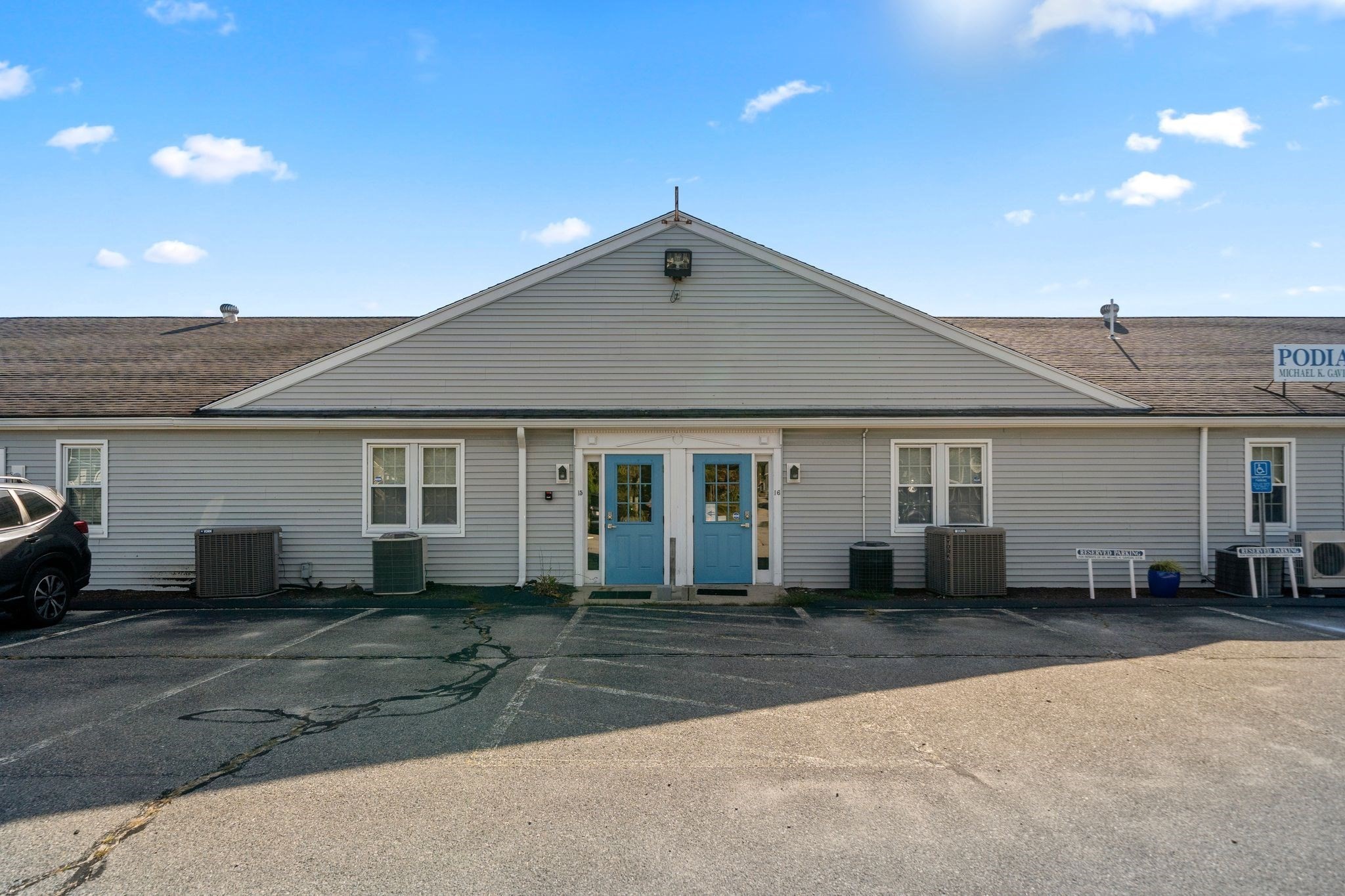 4 Barlows Landing Rd Unit 15 & 16, Bourne, MA 02559 - Image 1