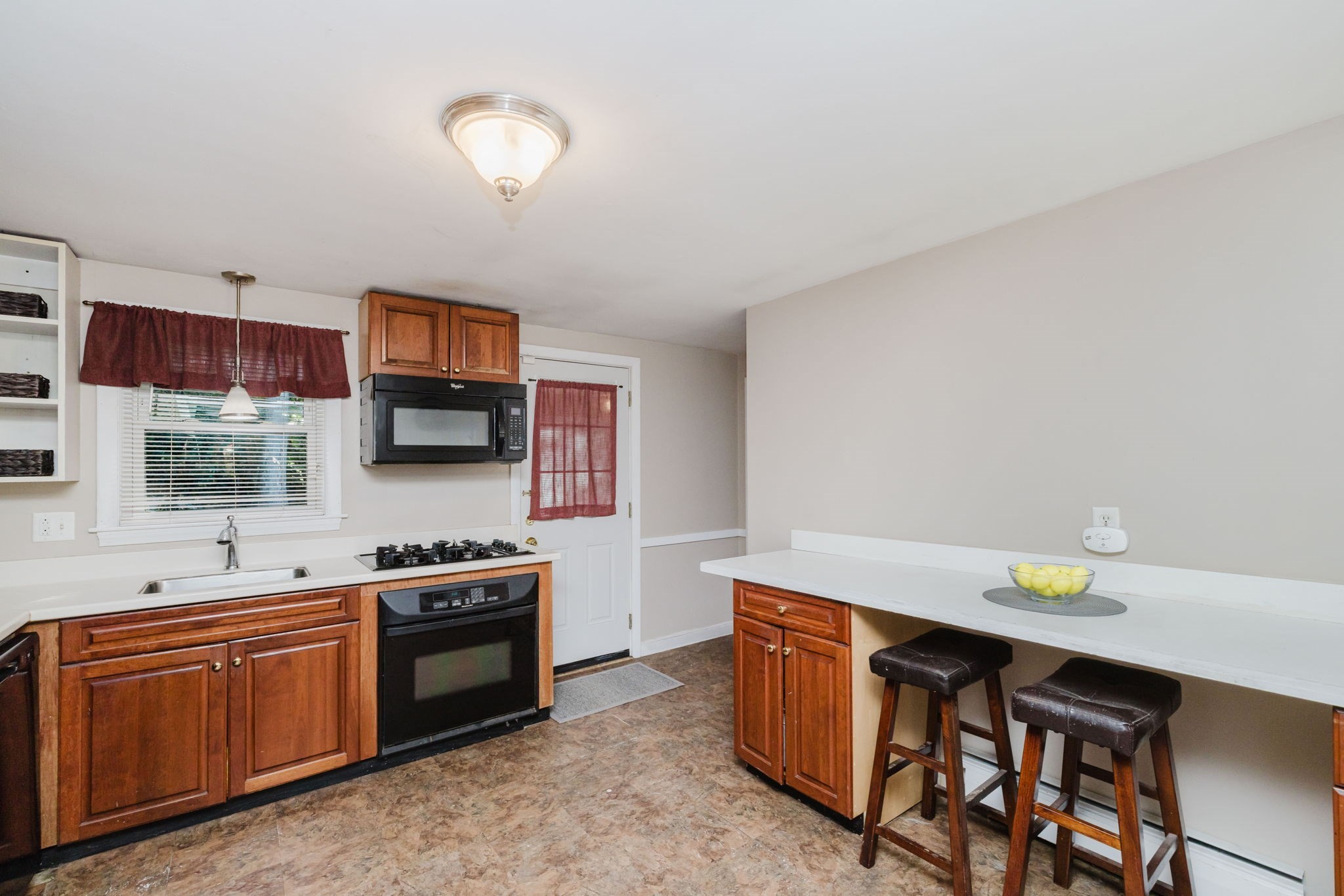 16 Norwich St, Dedham, MA 02026 - Image 7