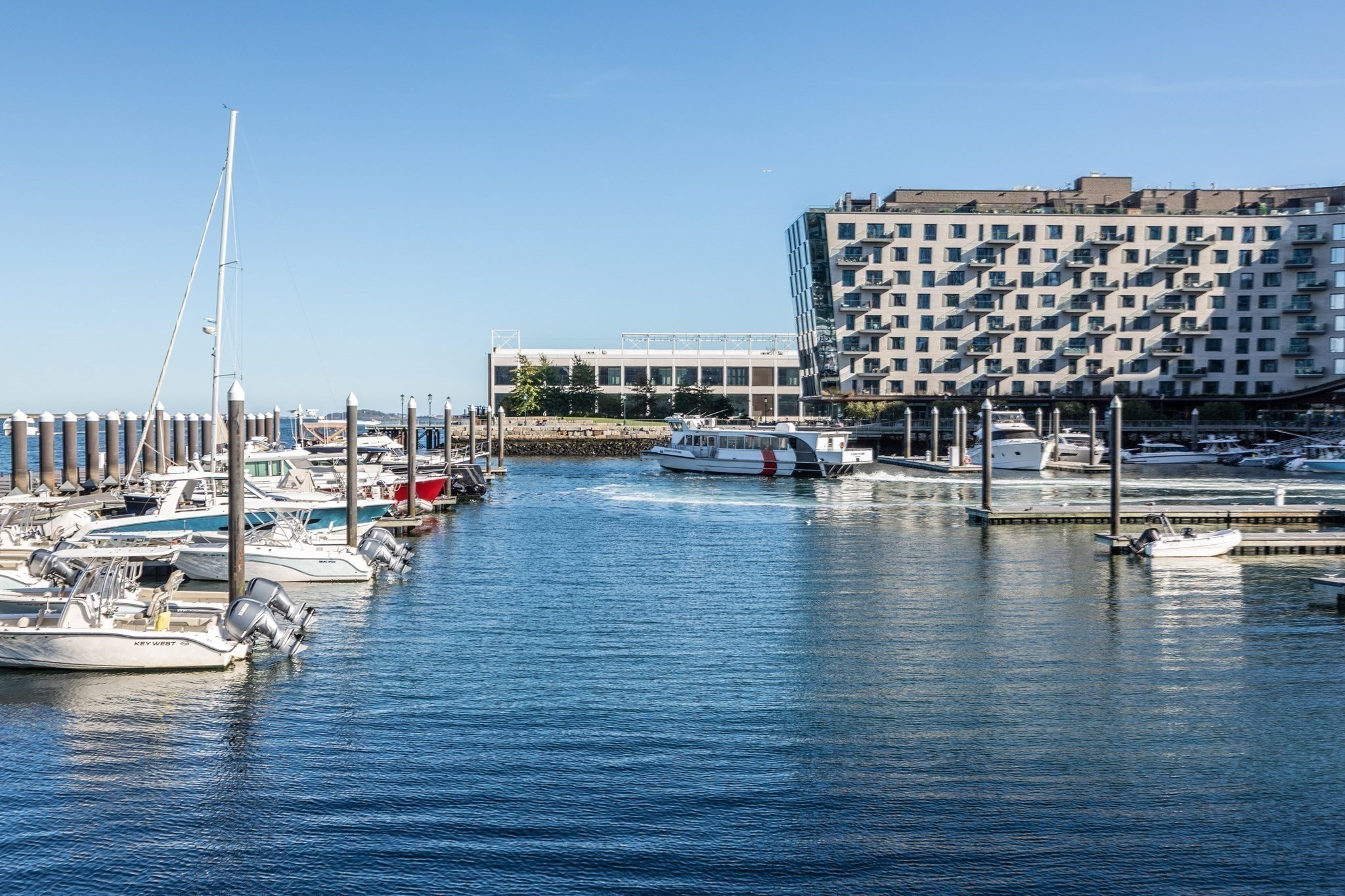 300 Pier 4 Blvd Unit PHM, Seaport, Boston, MA 02210