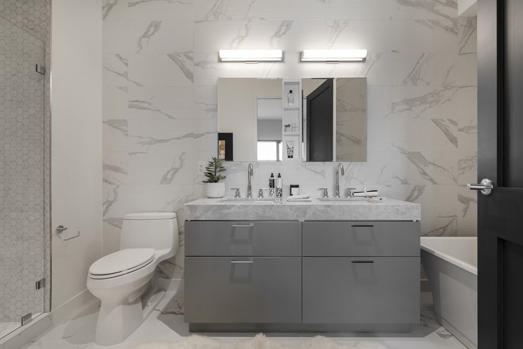 300 Pier 4 Blvd Unit PHM, Seaport, Boston, MA 02210