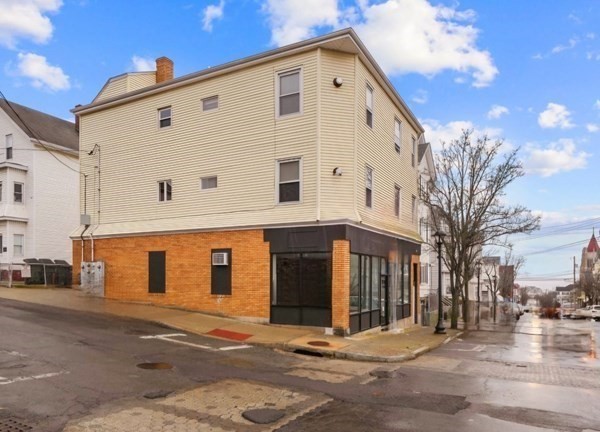 337 Columbia St, Fall River, MA 02721 - Image 2