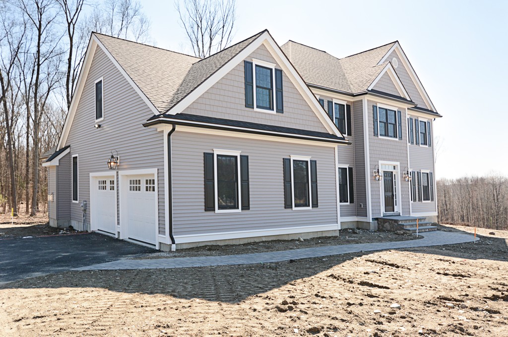 26 Bayliss Way, Uxbridge, MA 01569 - Image 2