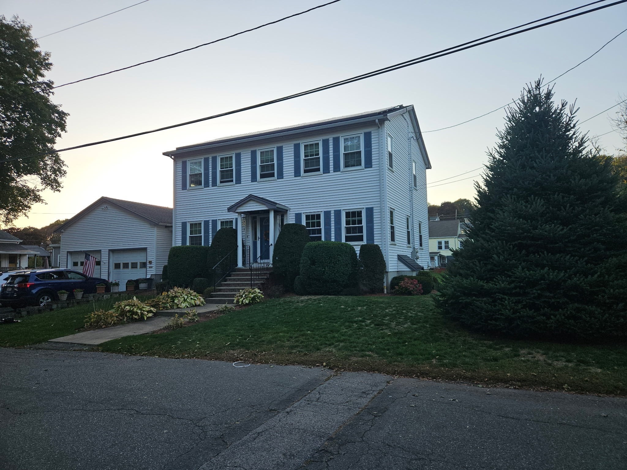 41 Richard St, Saugus, MA 01906