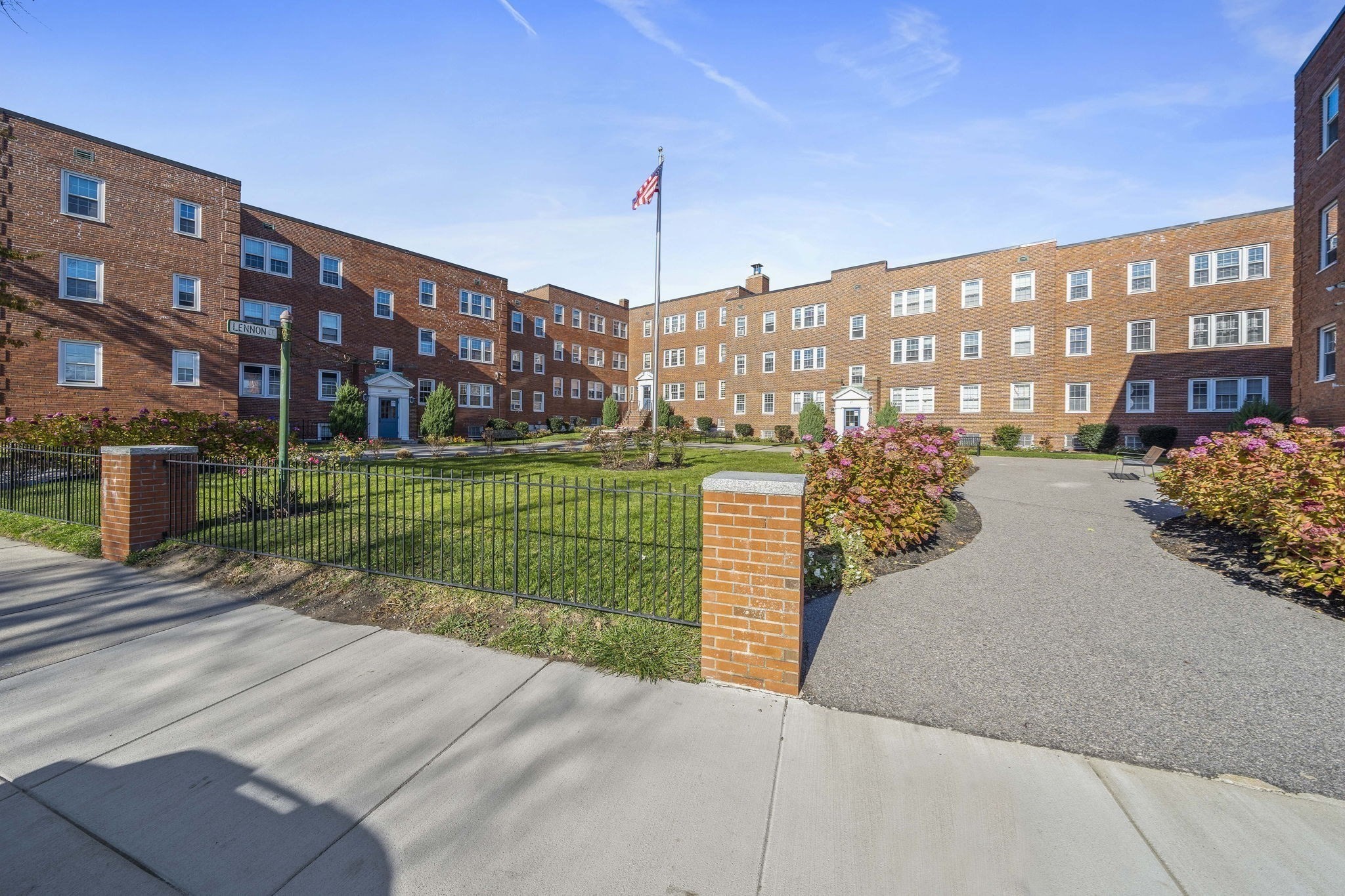 33 Lennon Ct Unit 39, South Boston, Boston, MA 02127 - Image 2