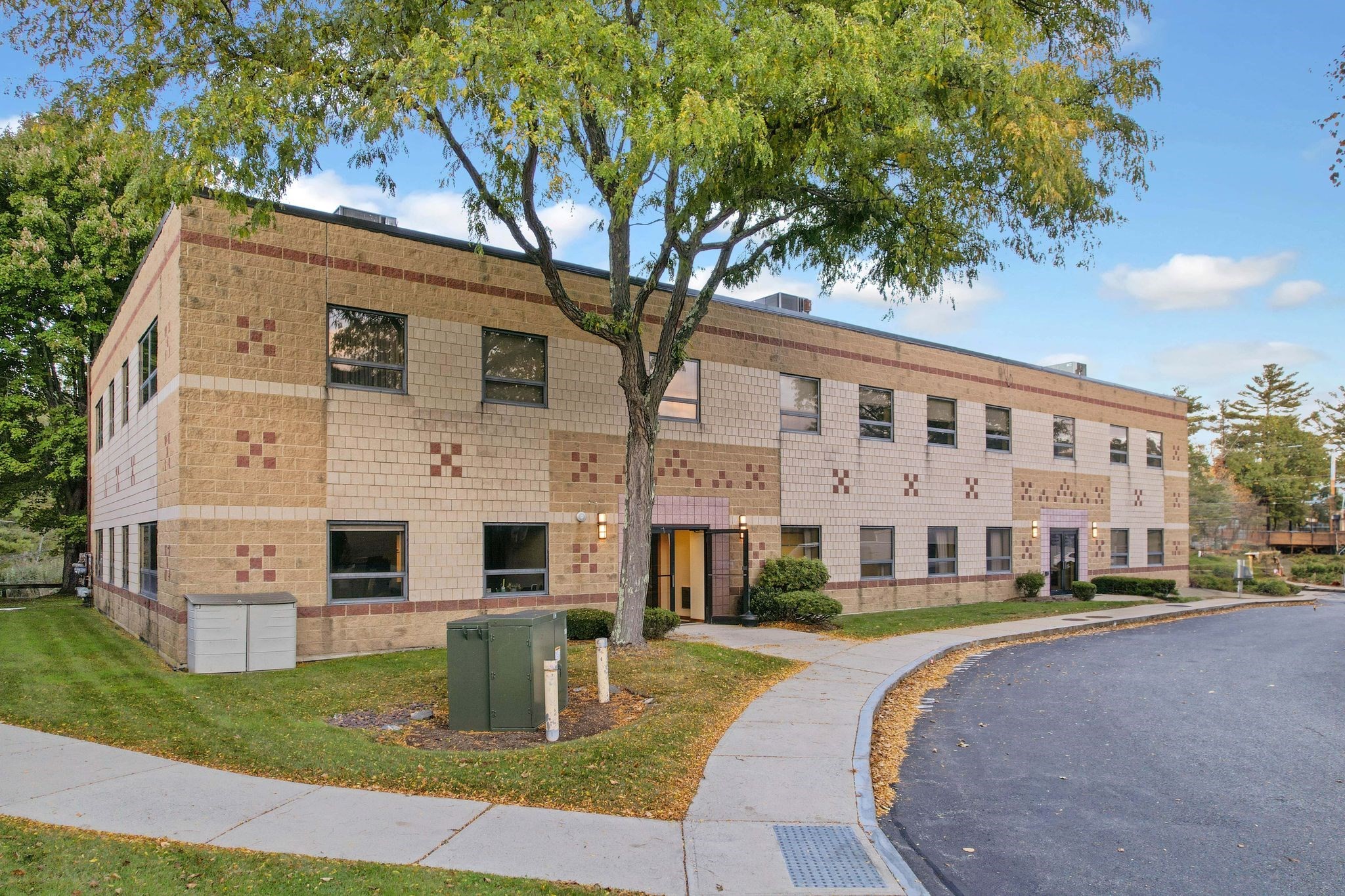 430 Boston St Unit 210, Topsfield, MA 01983 - Image 1