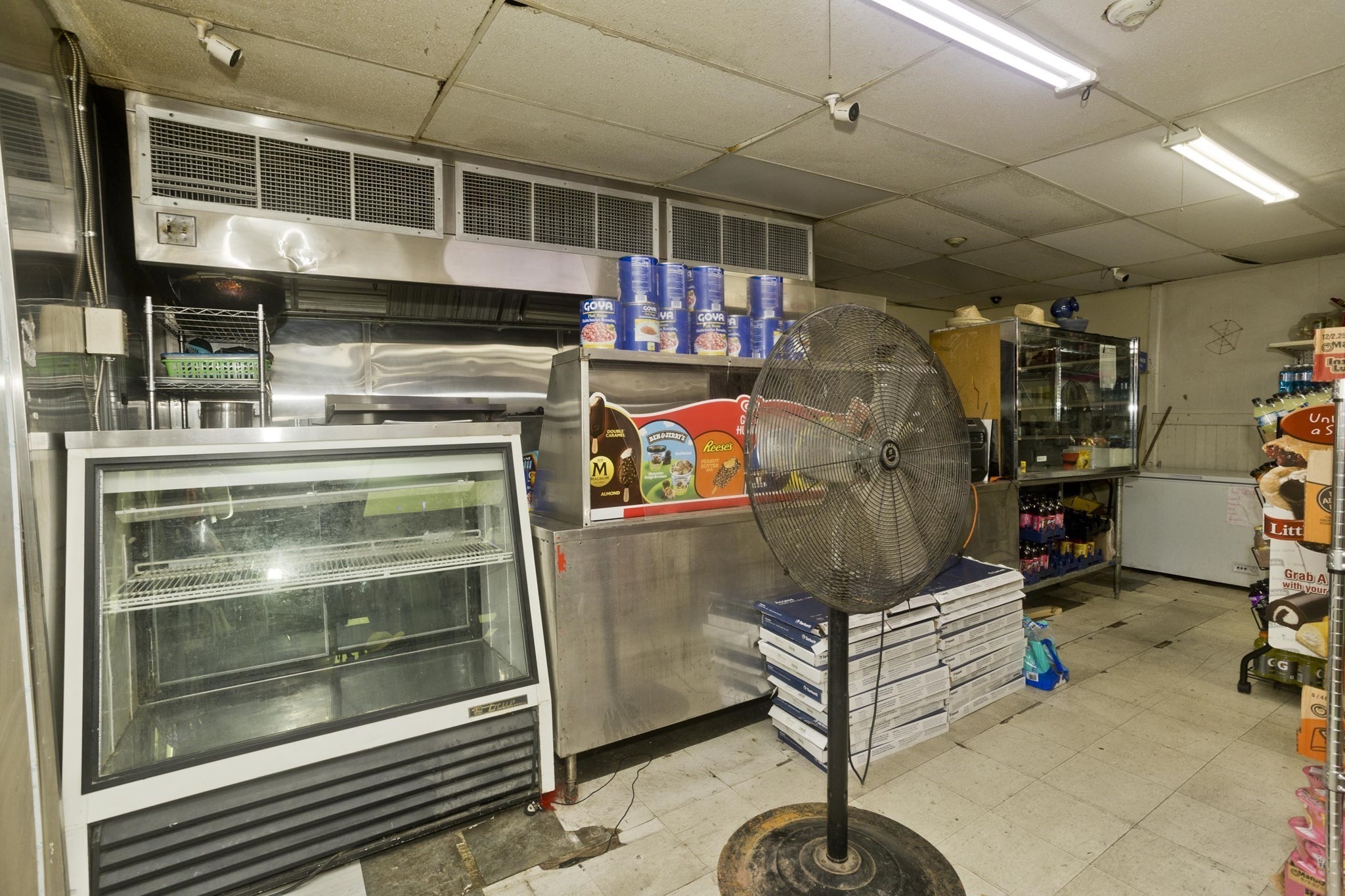 89 School St, Chicopee, MA 01013 - Image 30