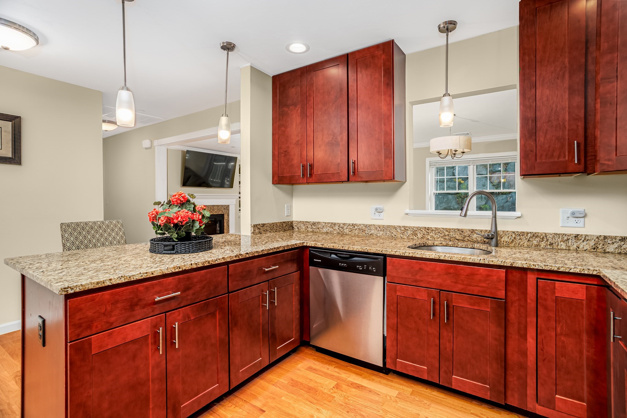 1221 Hazelwood Way Unit 1221, Clinton, MA 01510 - Image 7