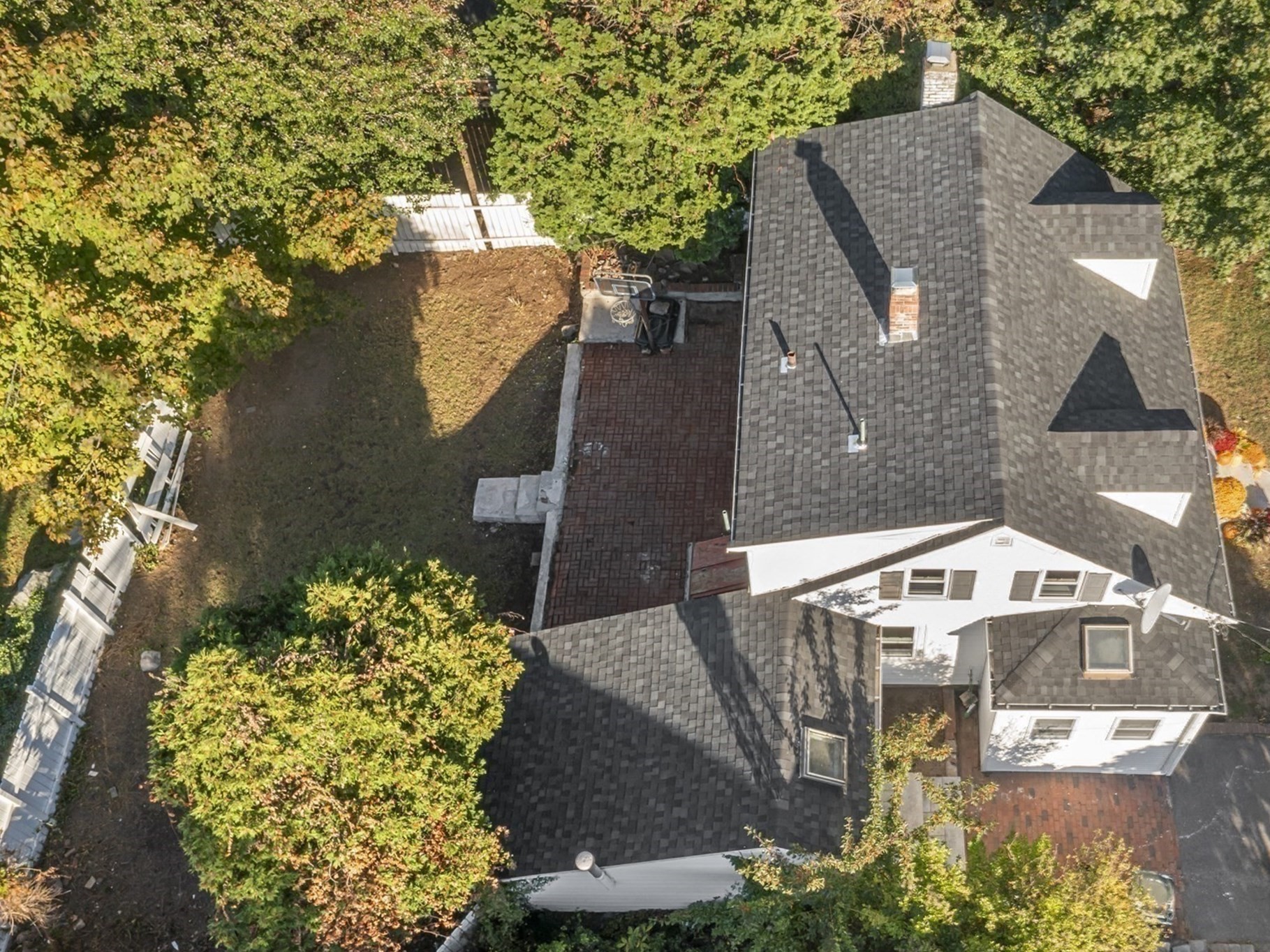 33 Vesey Rd, Randolph, MA 02368