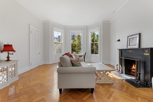 396 Beacon Street, Apt 3