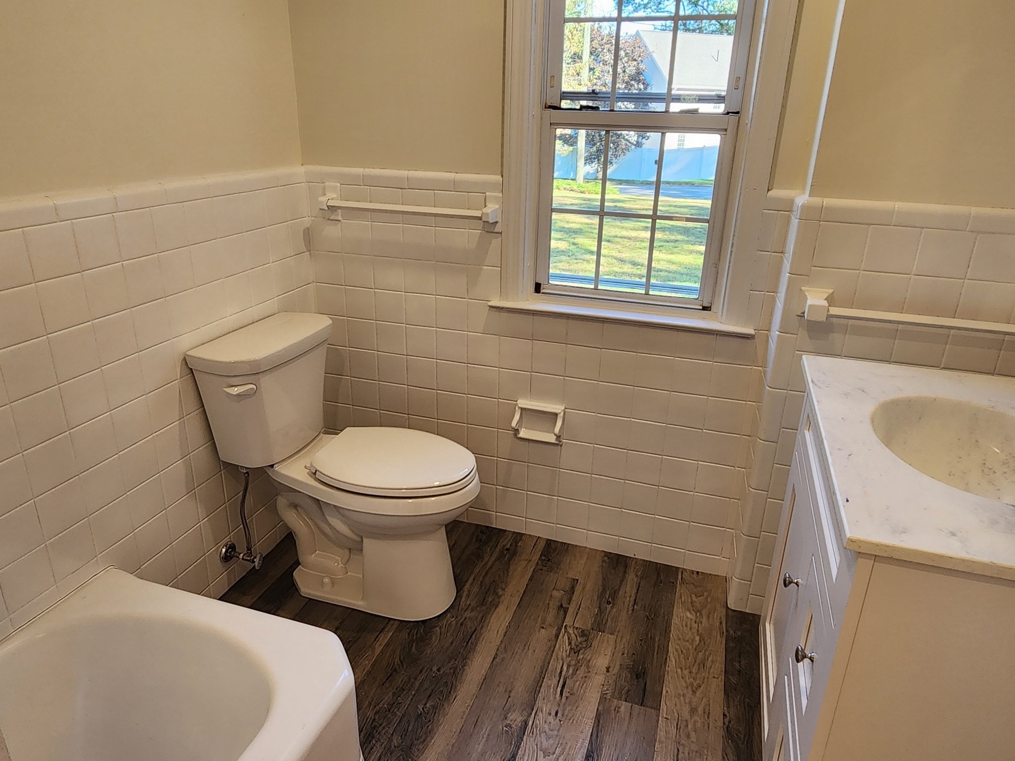 236 Pondview Dr, Springfield, MA 01118 - Image 22