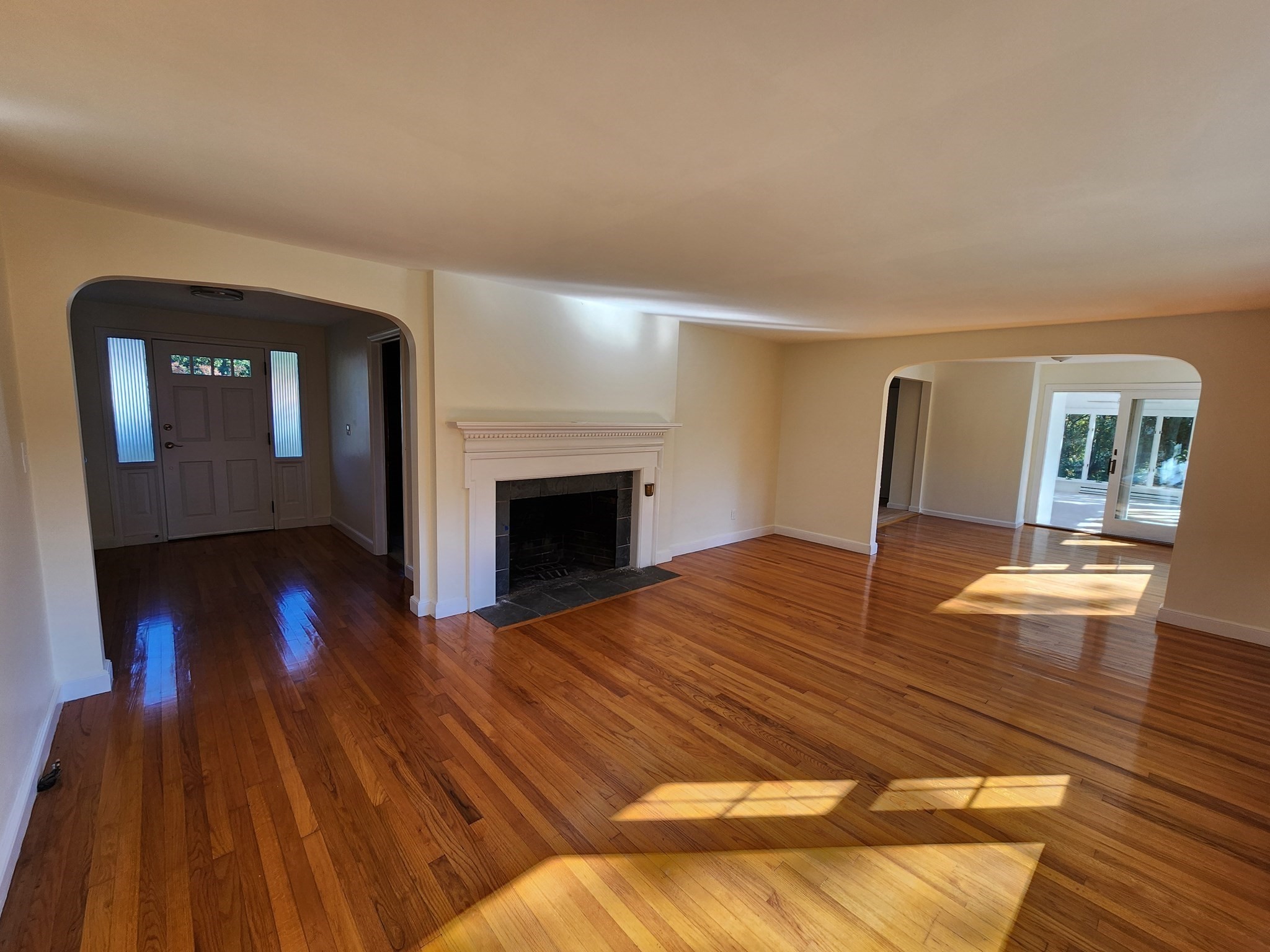 236 Pondview Dr, Springfield, MA 01118 - Image 7