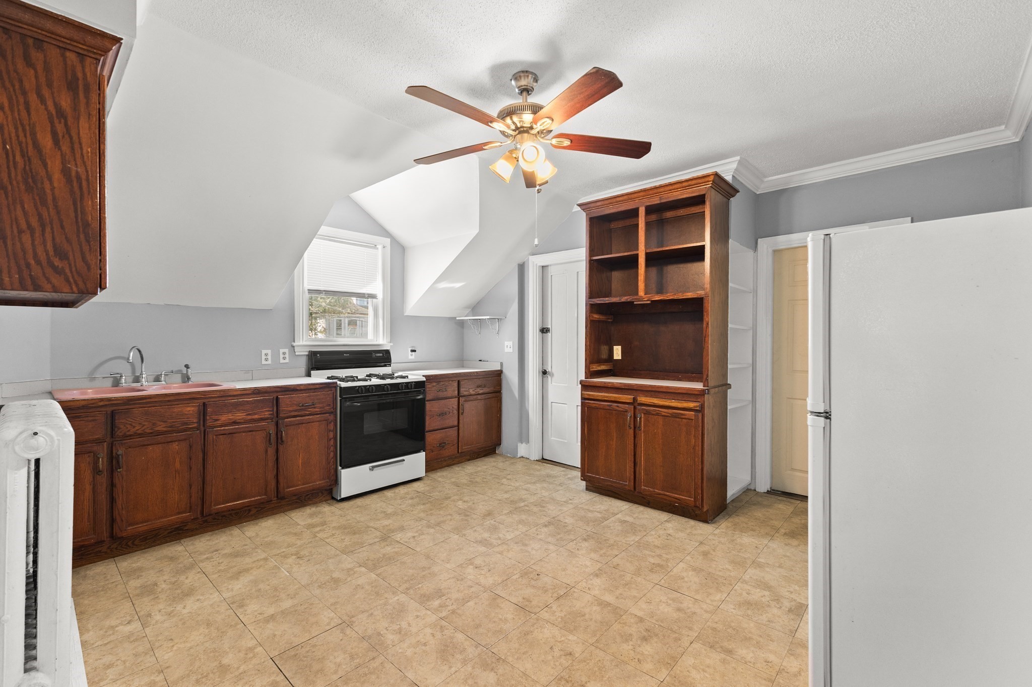 49 Parker St, New Bedford, MA 02740 - Image 15