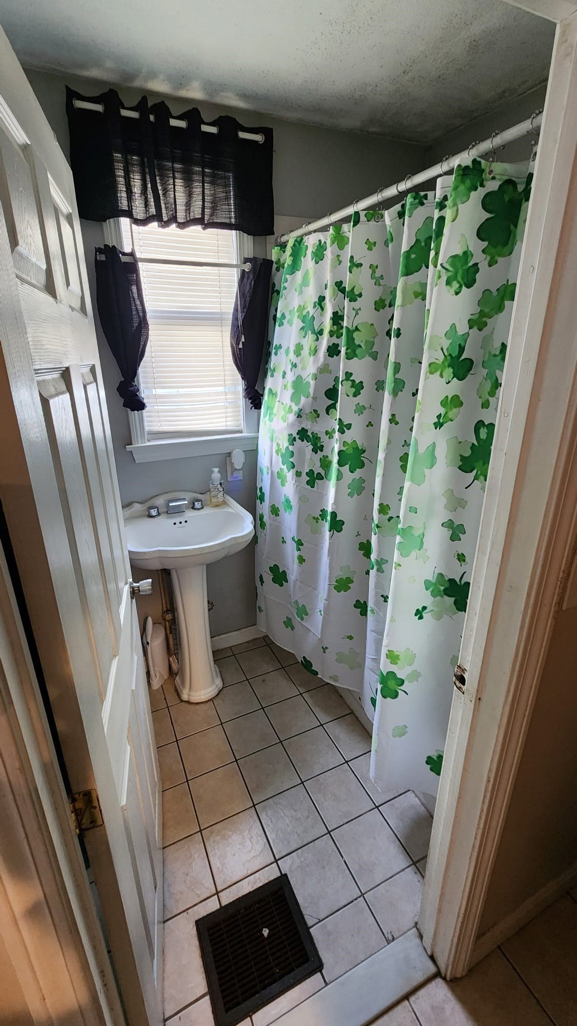 14 Valley Ave, Lynn, MA 01902 - Image 9