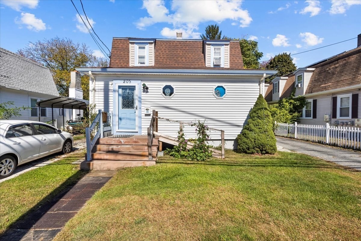 203 Pleasant St, Ashland, MA 01721 - Image 2