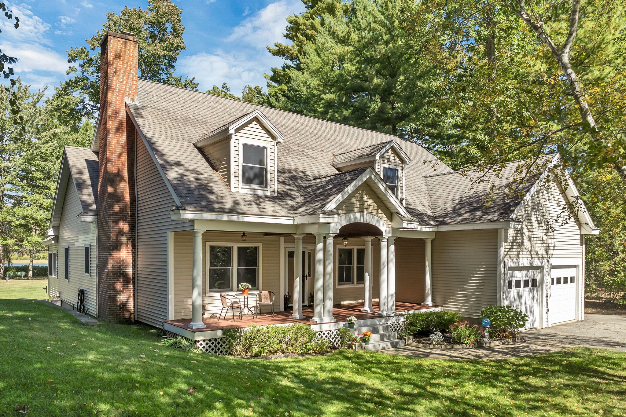 40 Coopers Grove Rd, Kingston, NH 03848