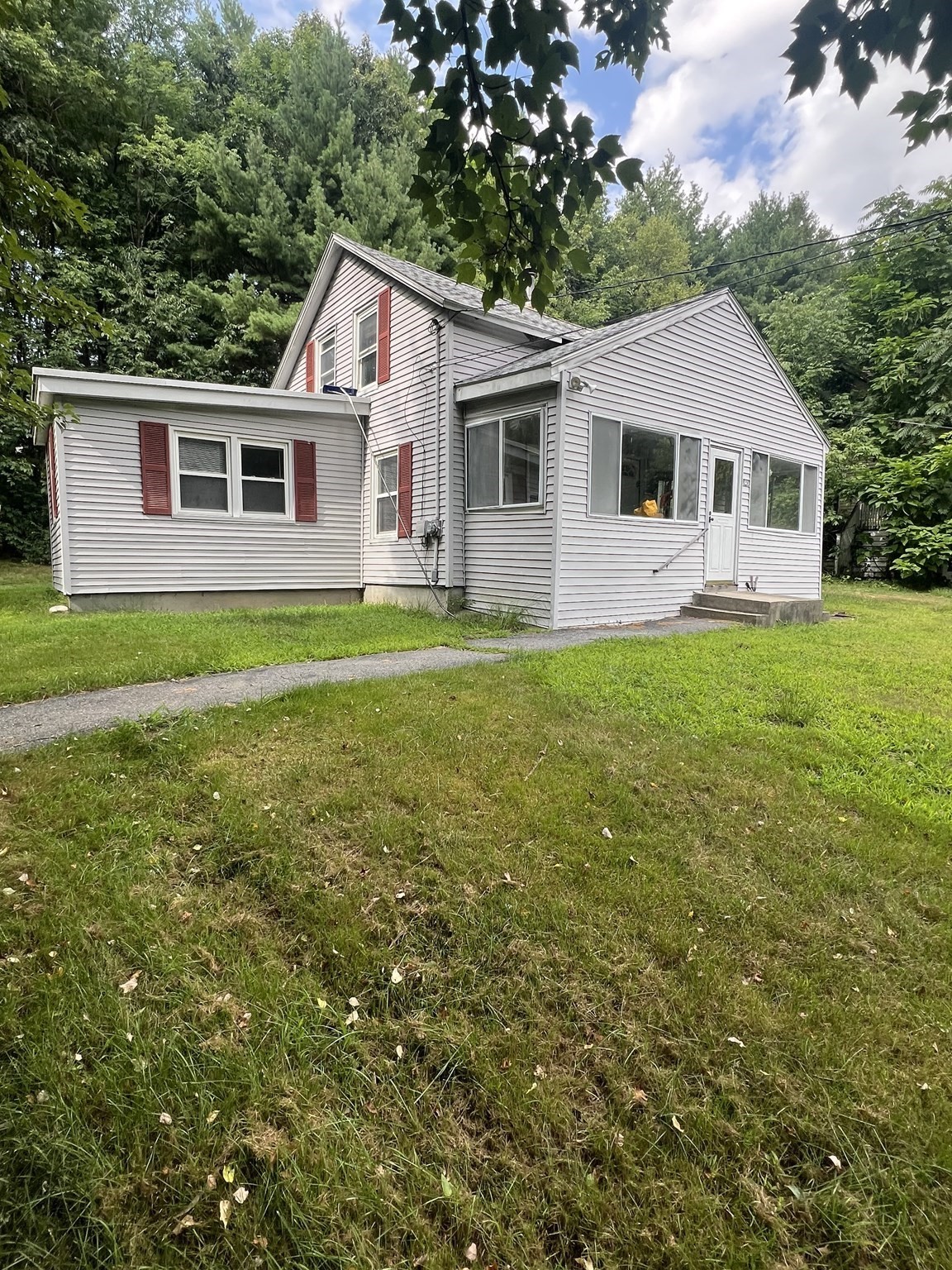1825 Quaker, Northbridge, MA 01534 - Image 1