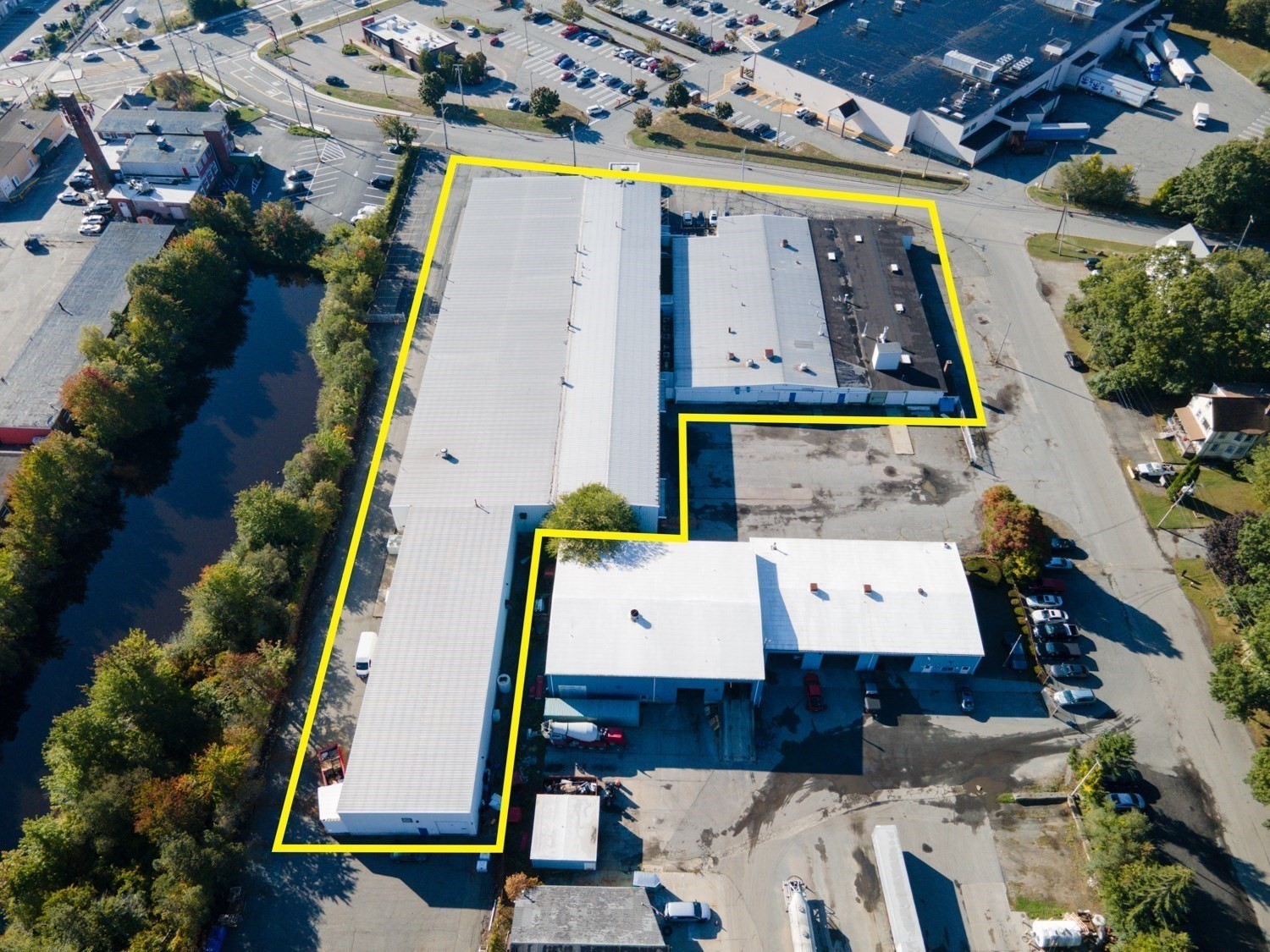 699 Tarkiln Hill Rd, New Bedford, MA 02745 - Image 3