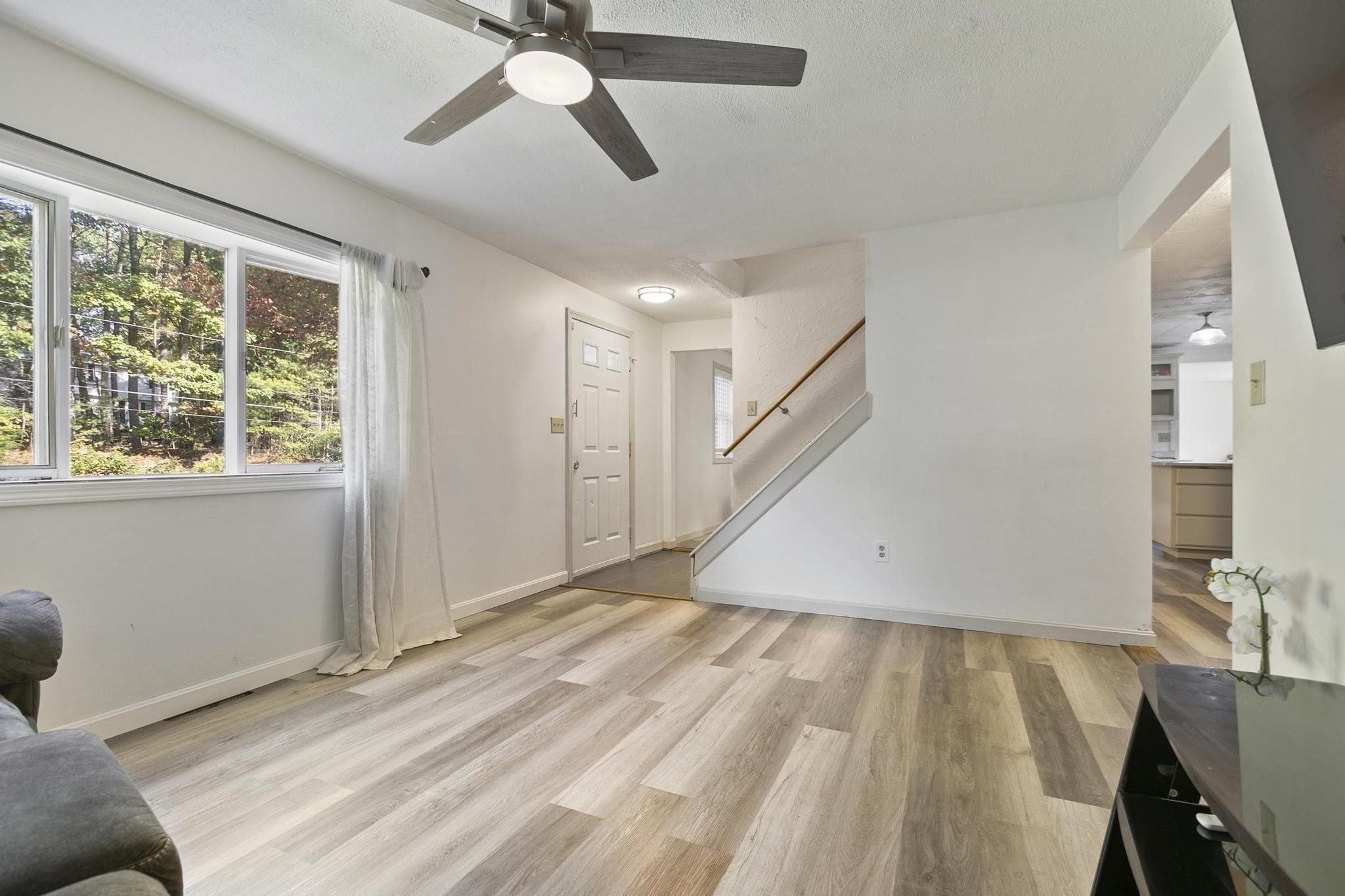 28 Holly Dr, Gardner, MA 01440 - Image 3