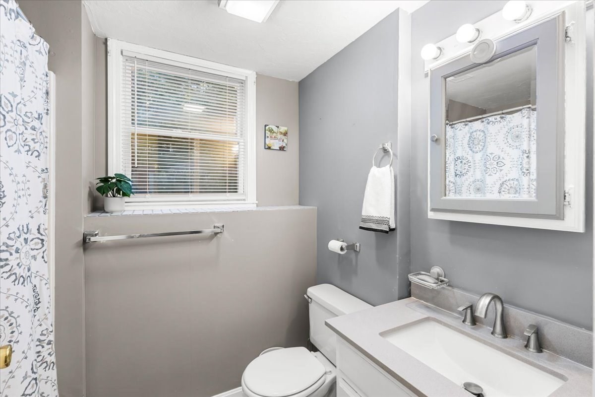 61 Chapel St, Pembroke, MA 02359 - Image 28