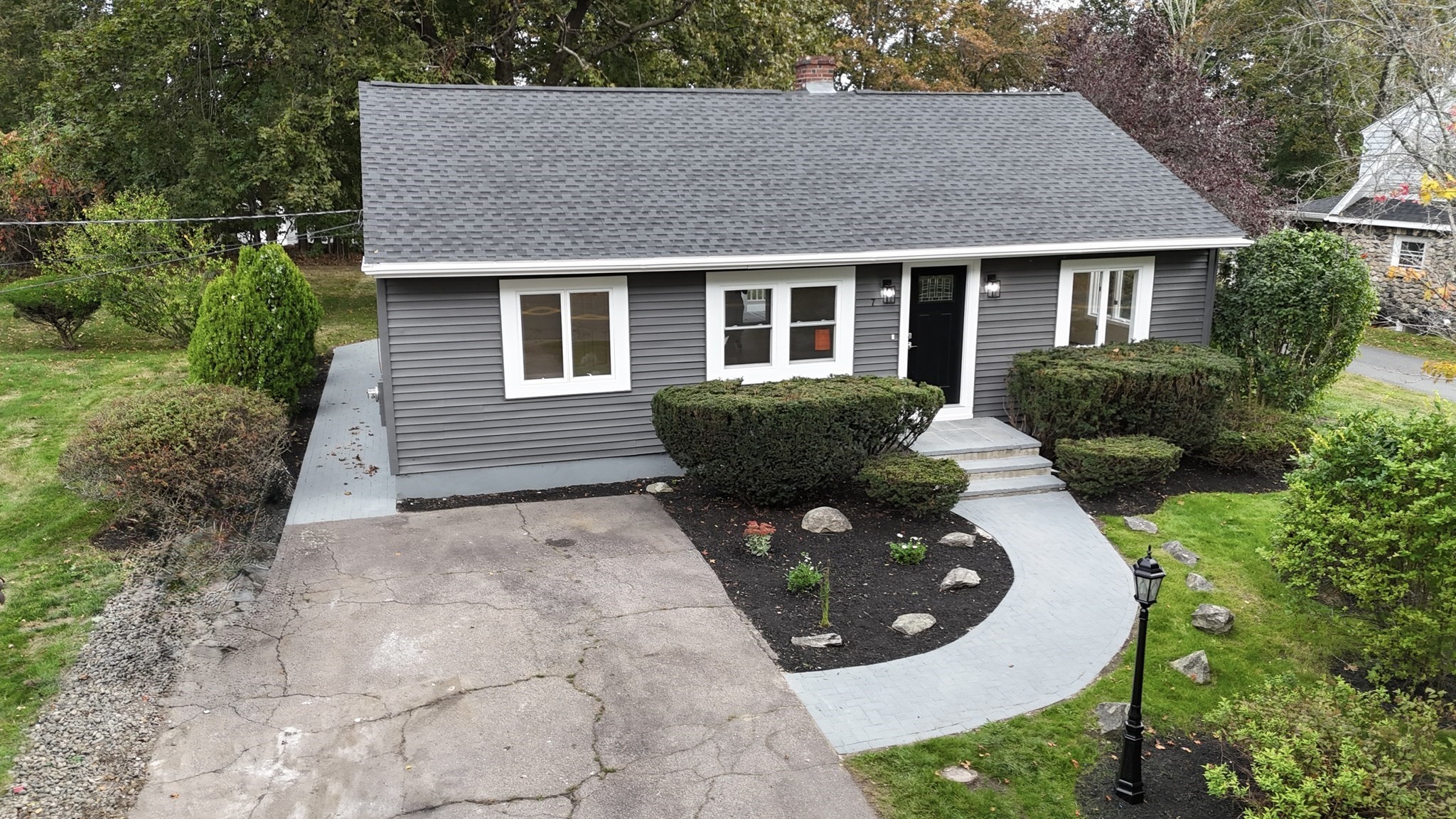7 Highland St, Milford, MA 01757