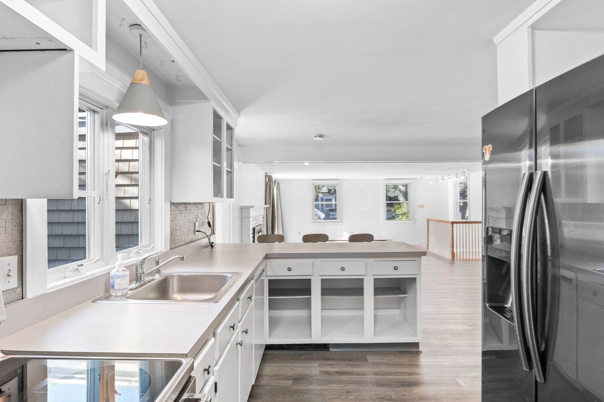 24 Russell St, Marblehead, MA 01945 - Image 8