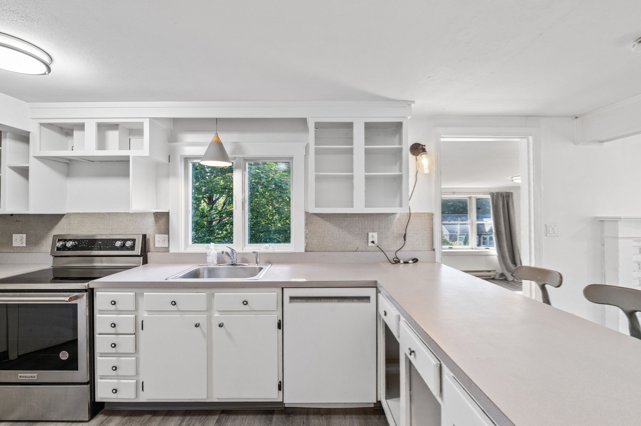 24 Russell St, Marblehead, MA 01945 - Image 10