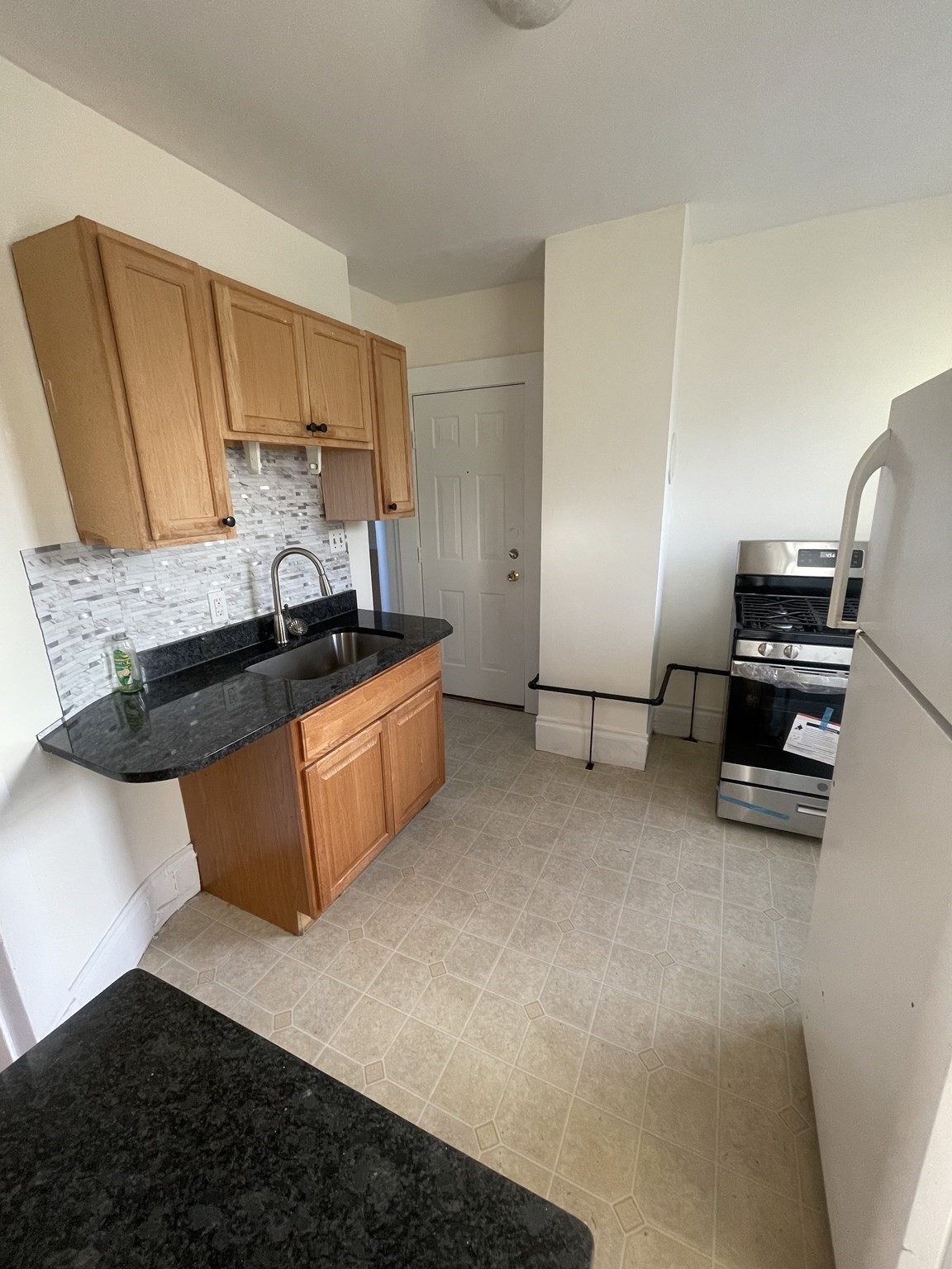 60 Pearl St, Leominster, MA 01453 - Image 15