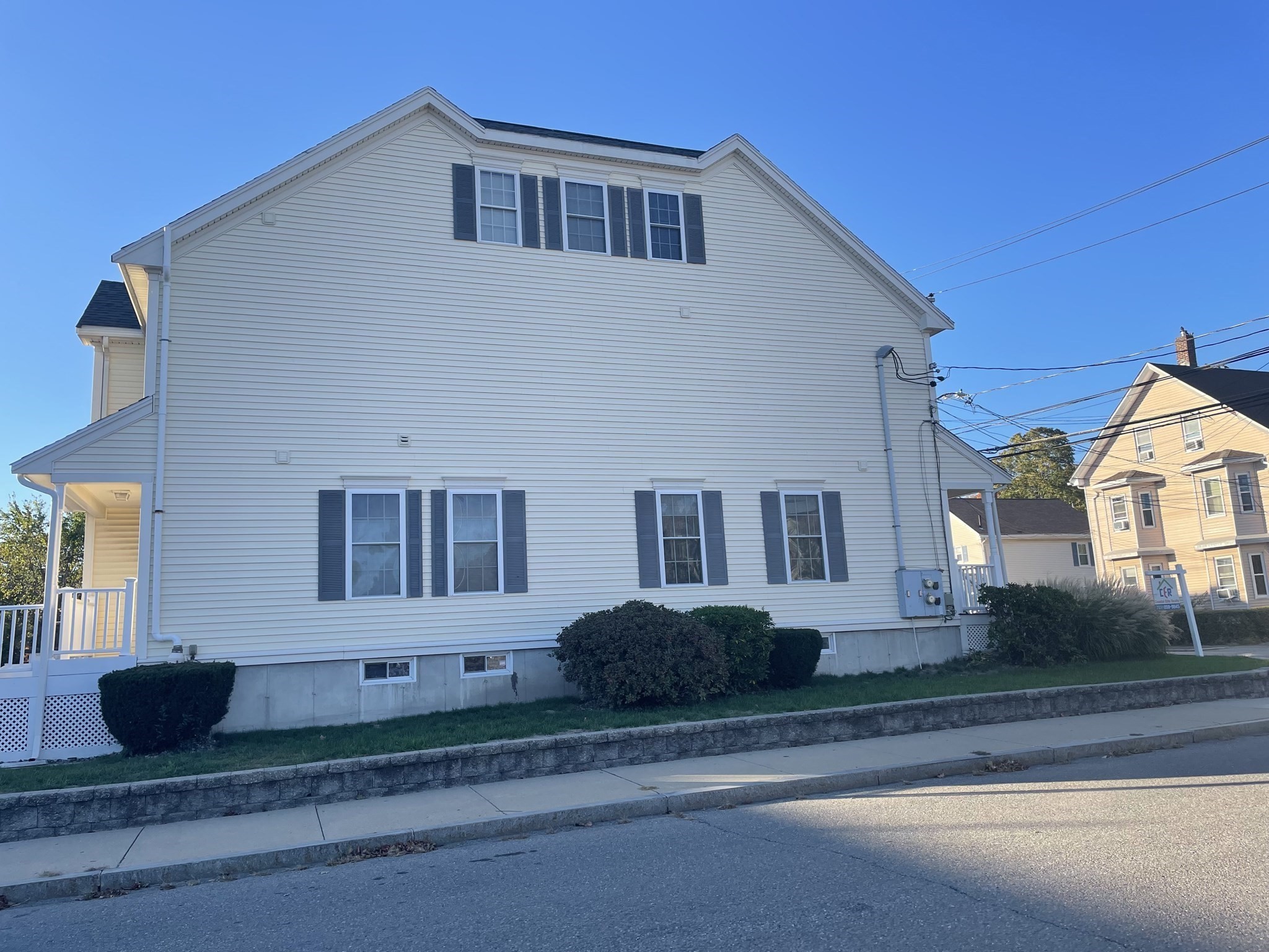 220 Grove Street Unit 1, Waltham, MA 02453 - Image 2