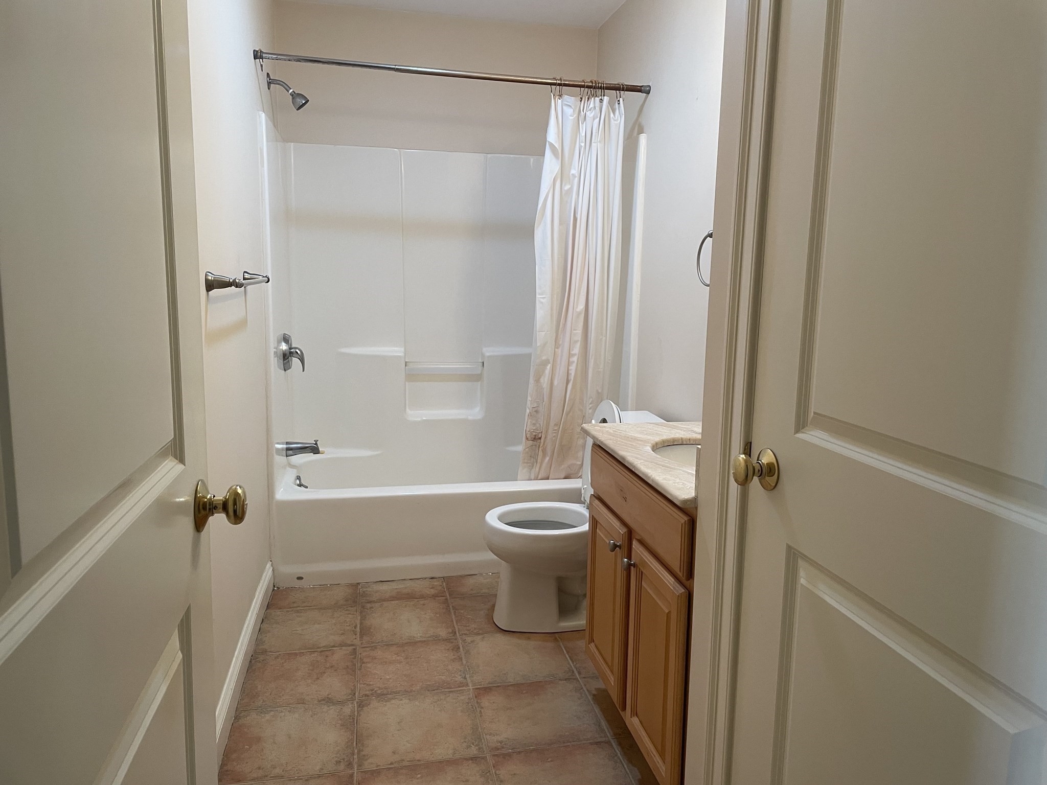 220 Grove Street Unit 1, Waltham, MA 02453 - Image 17