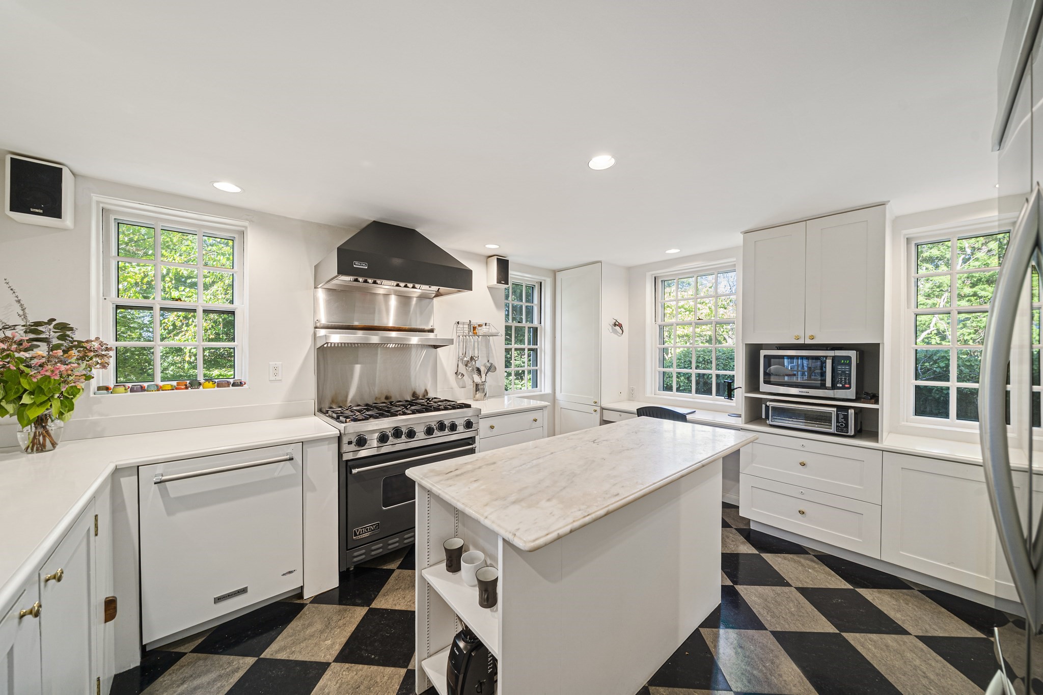 106 Farlow Road, Newton, MA 02458 - Image 8